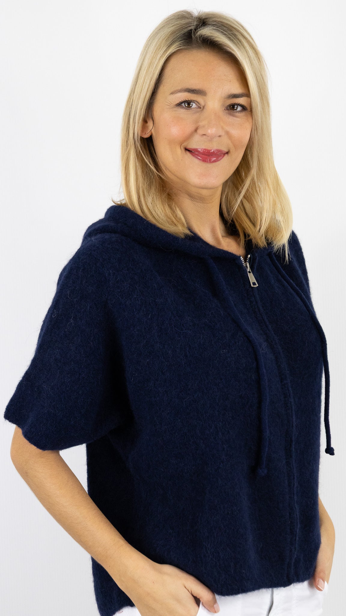 GILET A CAPUCHE ZIPPE MANCHES 3/4 POUR FEMME STUDIO PARISIEN 25683#COLOR_MARINE