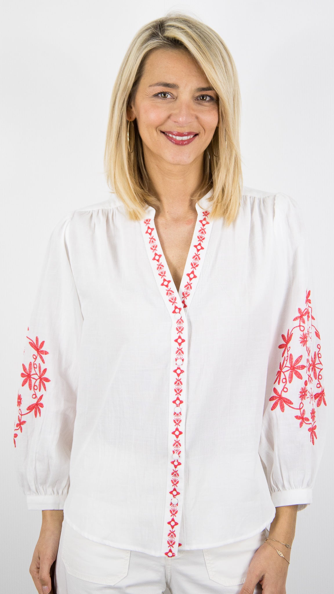 BLOUSE BRODEE EN COTON ECRU CORAIL YCOO 30579B