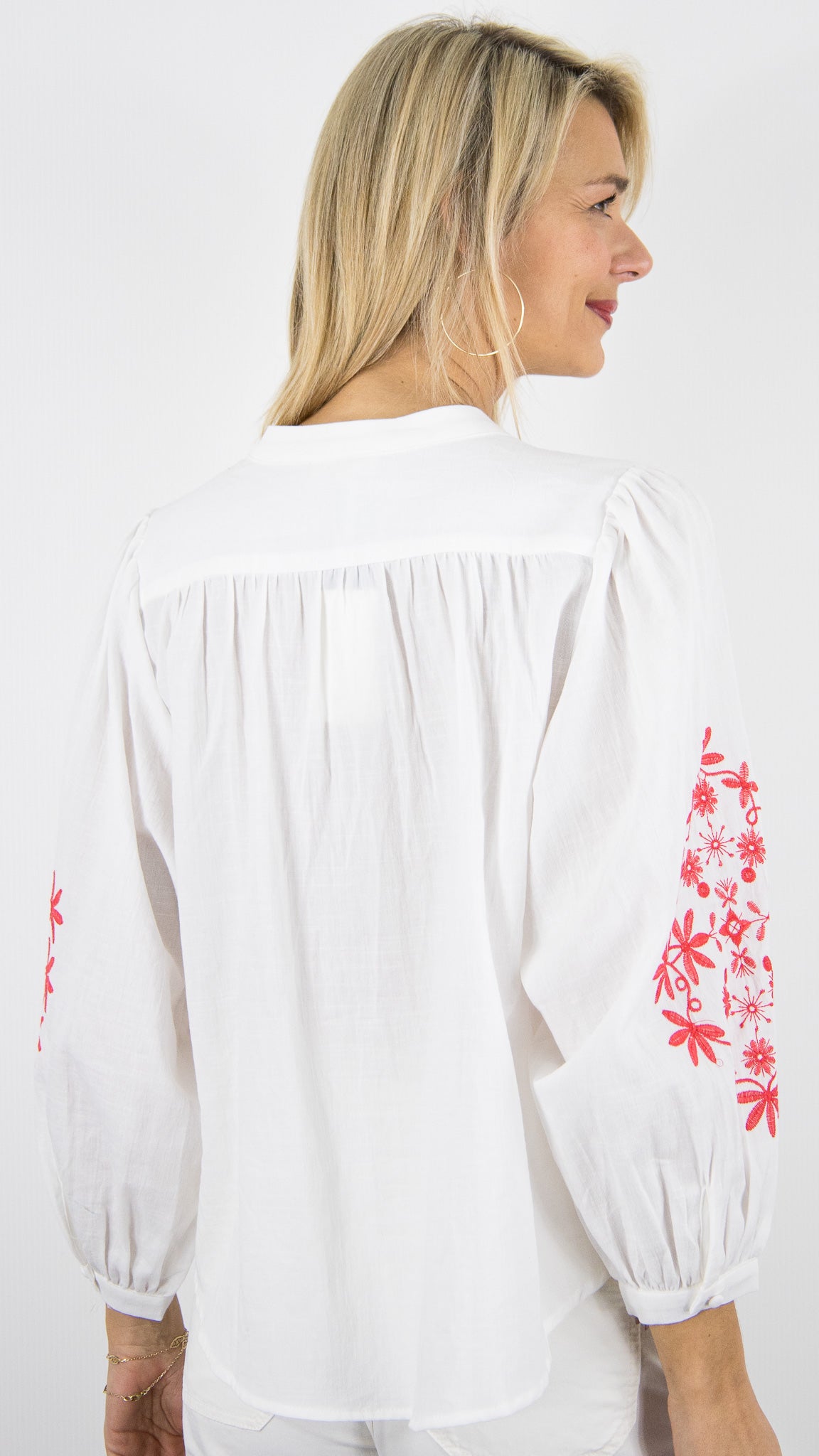 BLOUSE BRODEE EN COTON ECRU CORAIL YCOO 30579B