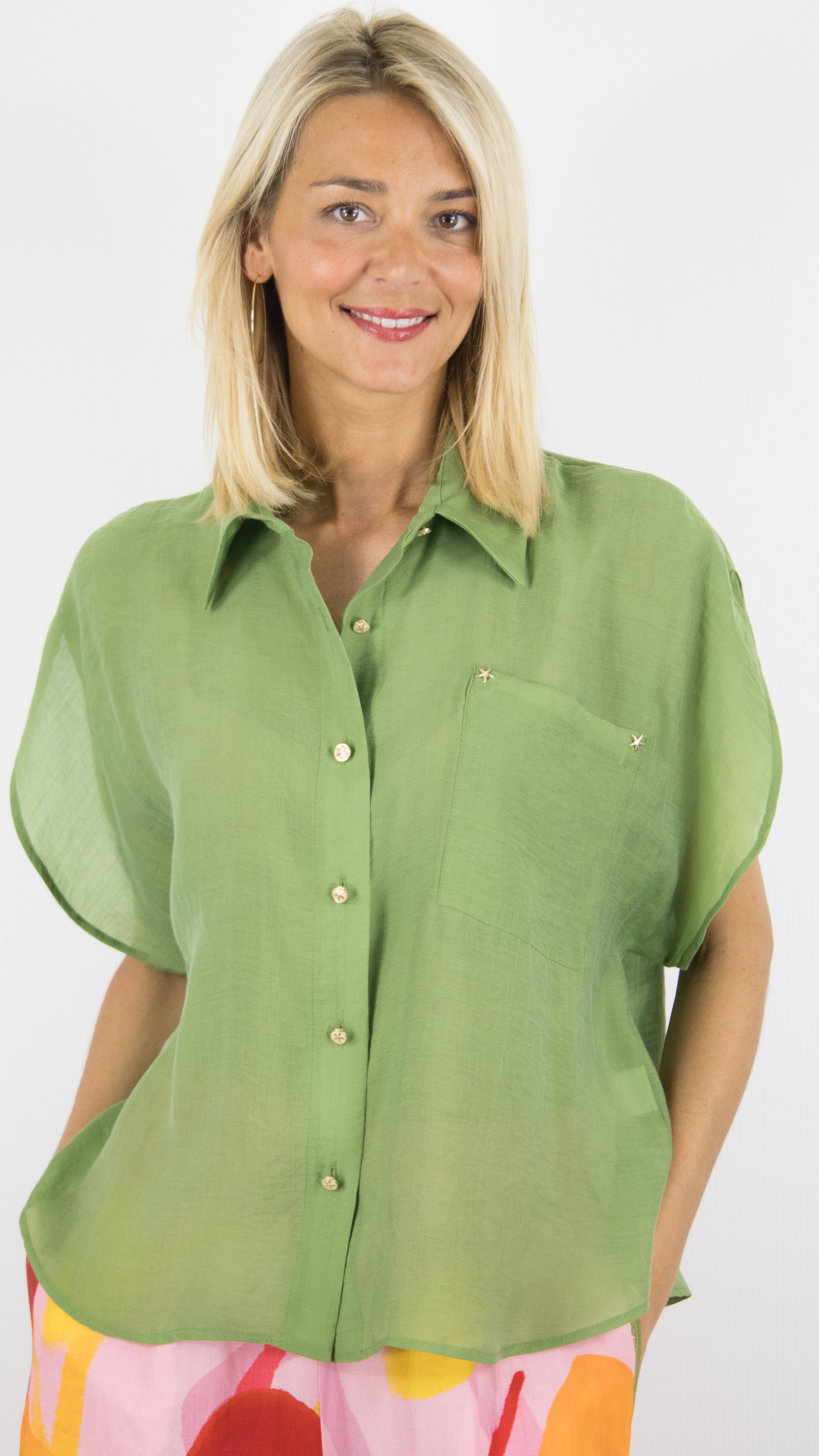 BLOUSE COL CHEMISE MANCHES COURTES AMPLE LEGERE POUR FEMME CAROLINE BISS 3663 VERTE