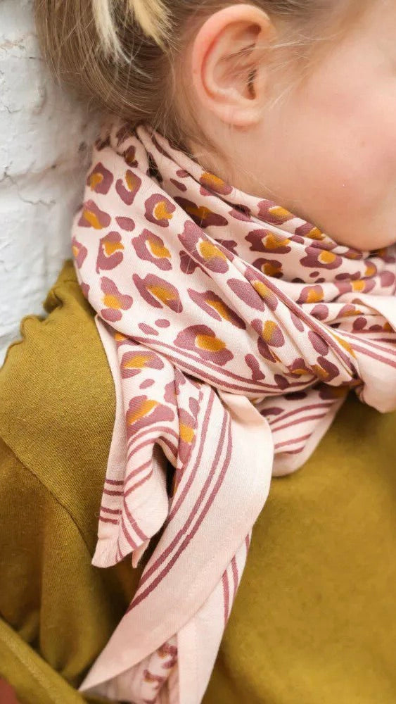 ECHARPE IMPRIMEE EN COTON LEOPARD BELLEMME #color_rose poudre