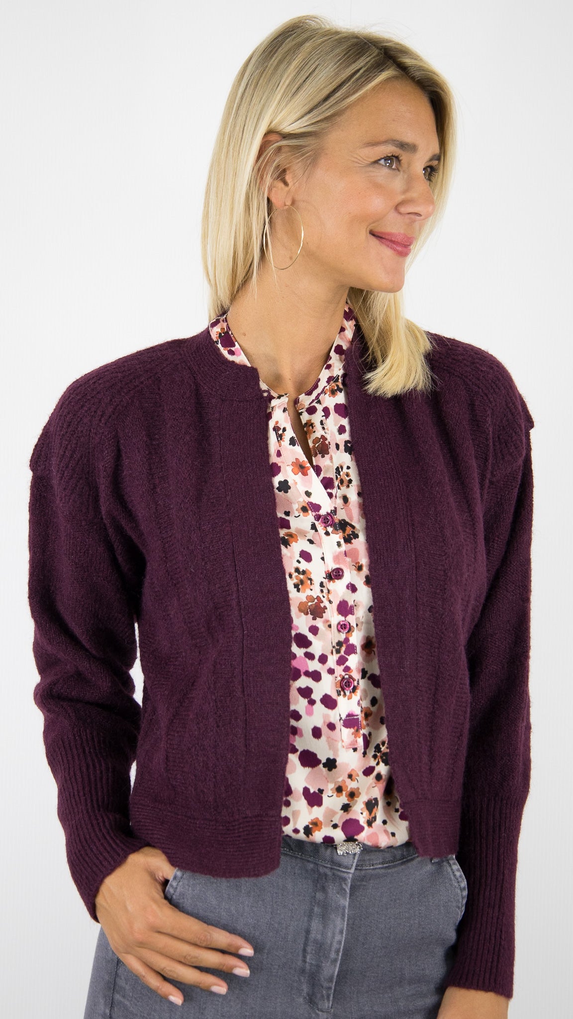 BOLERO COURT EN MAILLE BOUCLETTE CAROLINE BISS 4248#COLOR_54/BORDEAUX