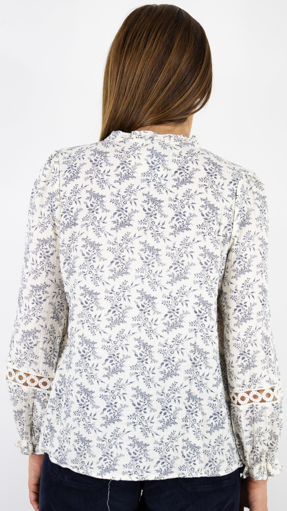 BLOUSE IMPRIME FLEURI EN GAZE DE COTON LILI ET LALA 5319#COLOR_ECRU/MARINE