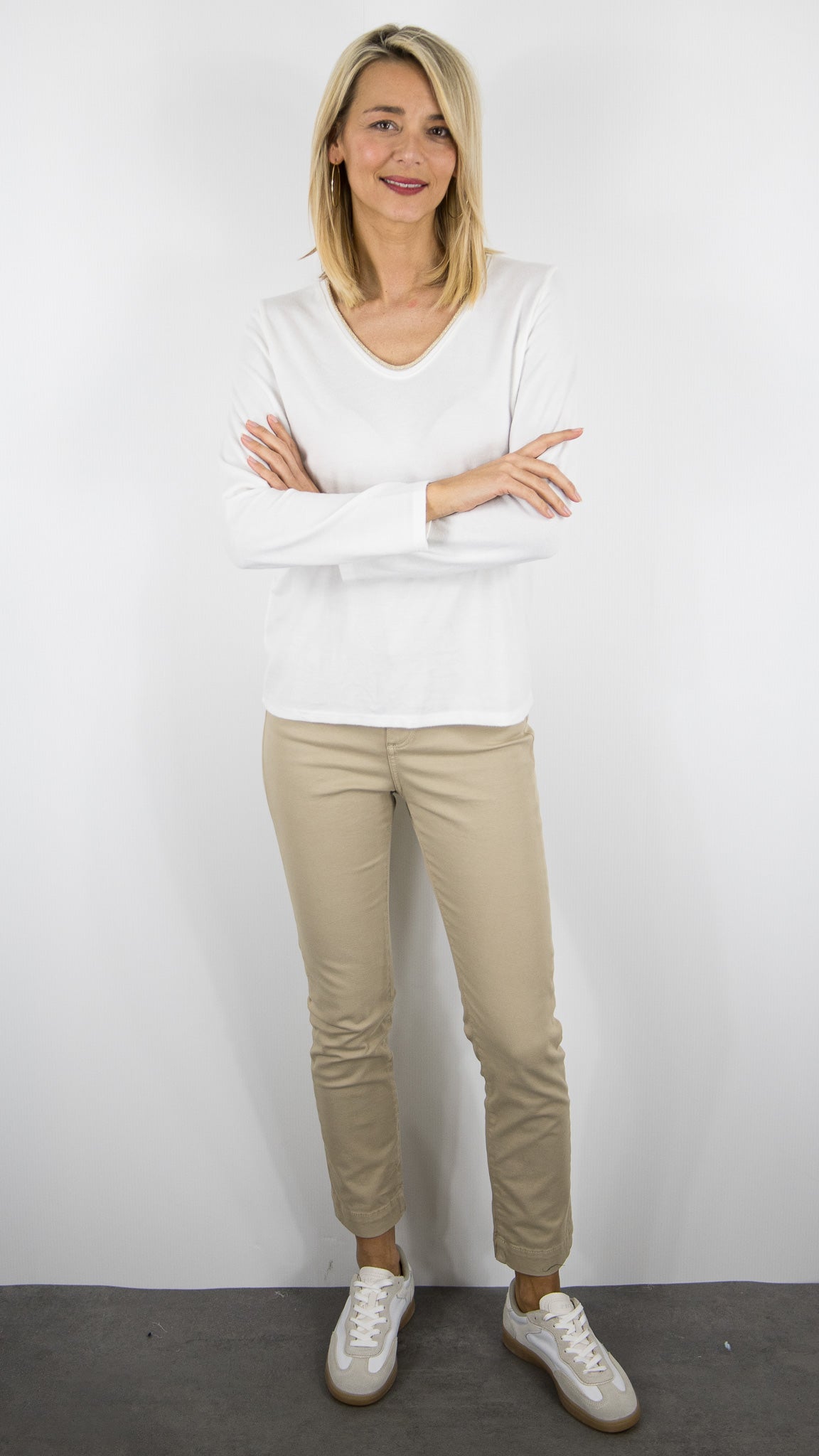 TEE-SHIRT FEMME BASIQUE COL V LUREX BLANC ANDROMEDE 5611