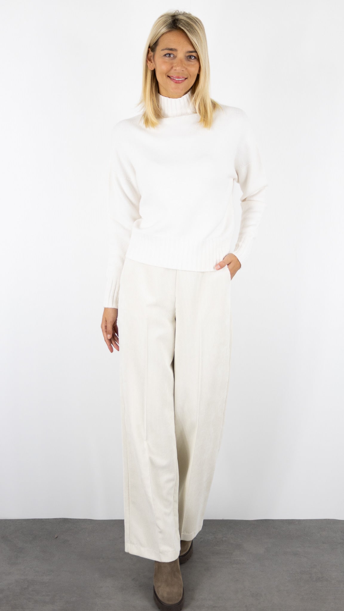 PANTALON LARGE EN VELOURS COTELE CHOCO POUR FEMME IMPERIAL P4L0KEC#COLOR_GESSO/ECRU