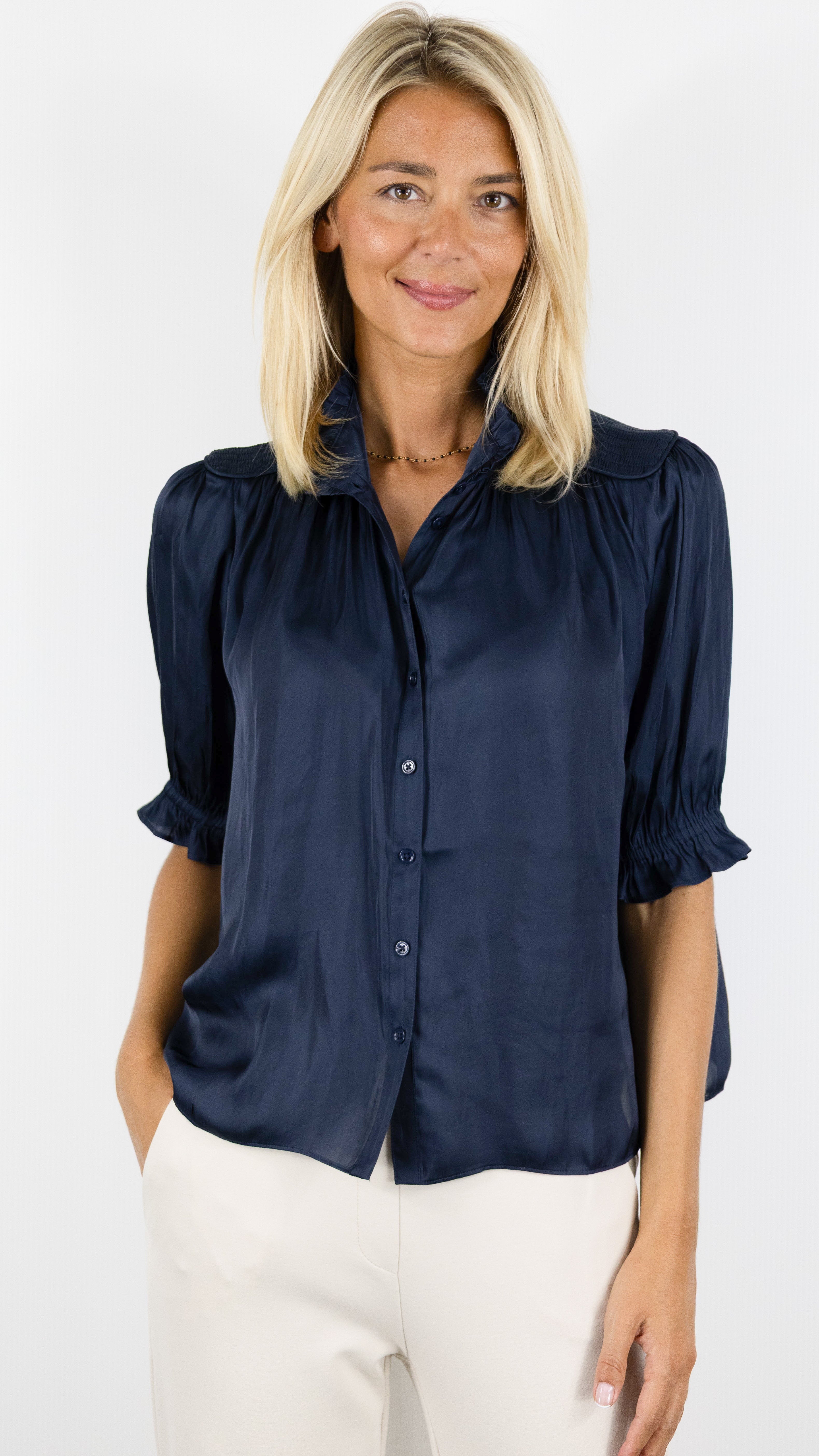 BLOUSE EN SOIE MANCHES COURTES MARINE POUR FEMME BA&SH CAMILA#COLOR_ENCRE