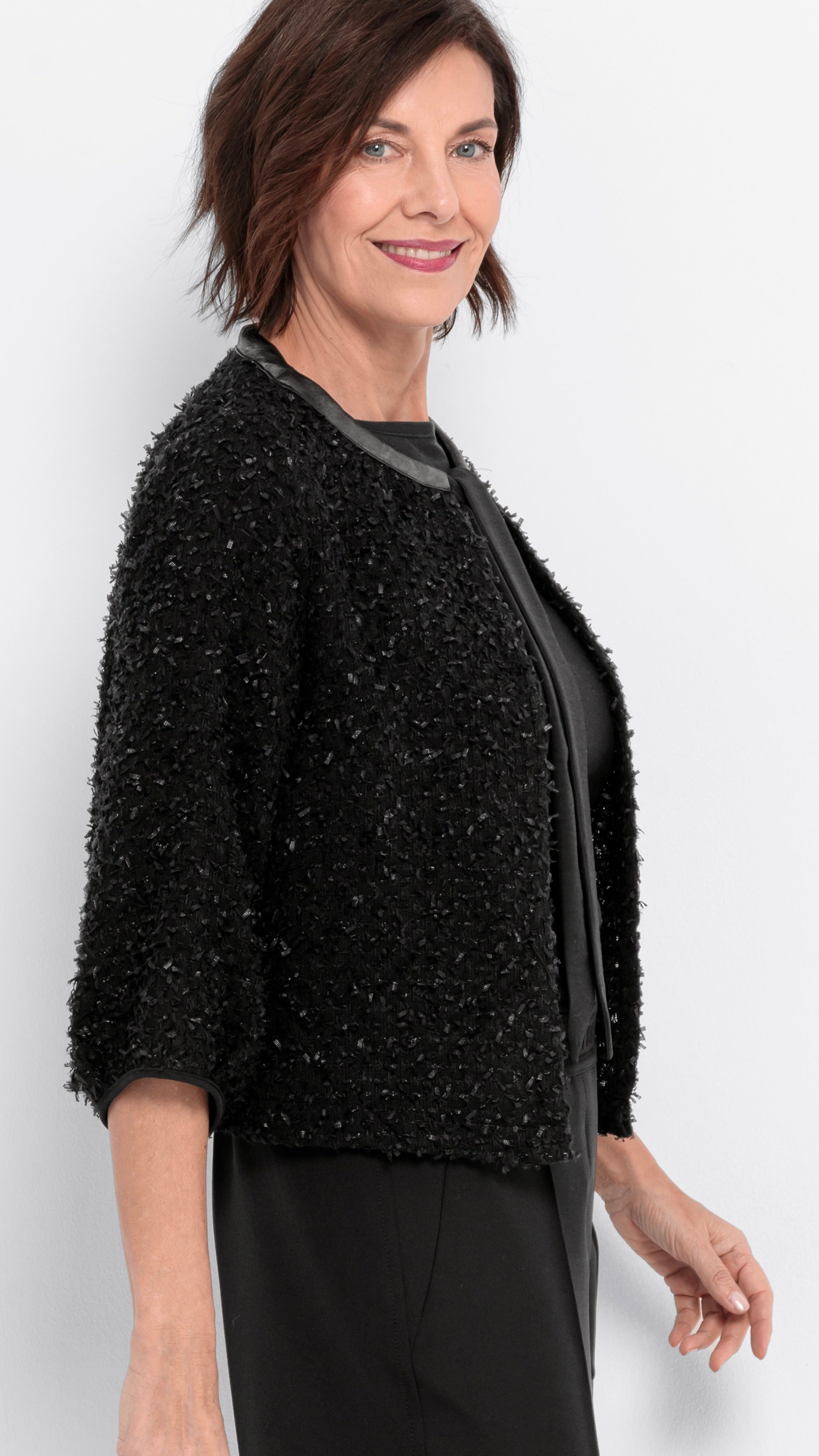 BOLERO COURT EN LAINE DEVORE NOIR BIANCA 64004