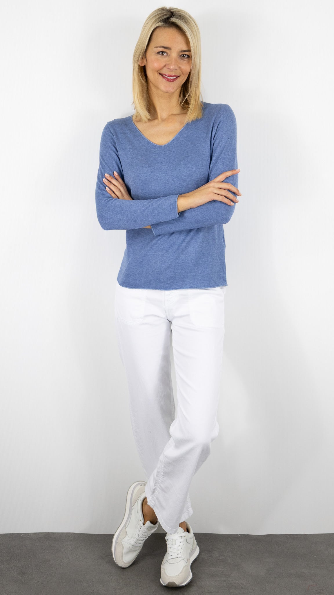 TEE-SHIRT COL V COUPE DROITE STUDIO PARISIEN 6789/1 JEANS