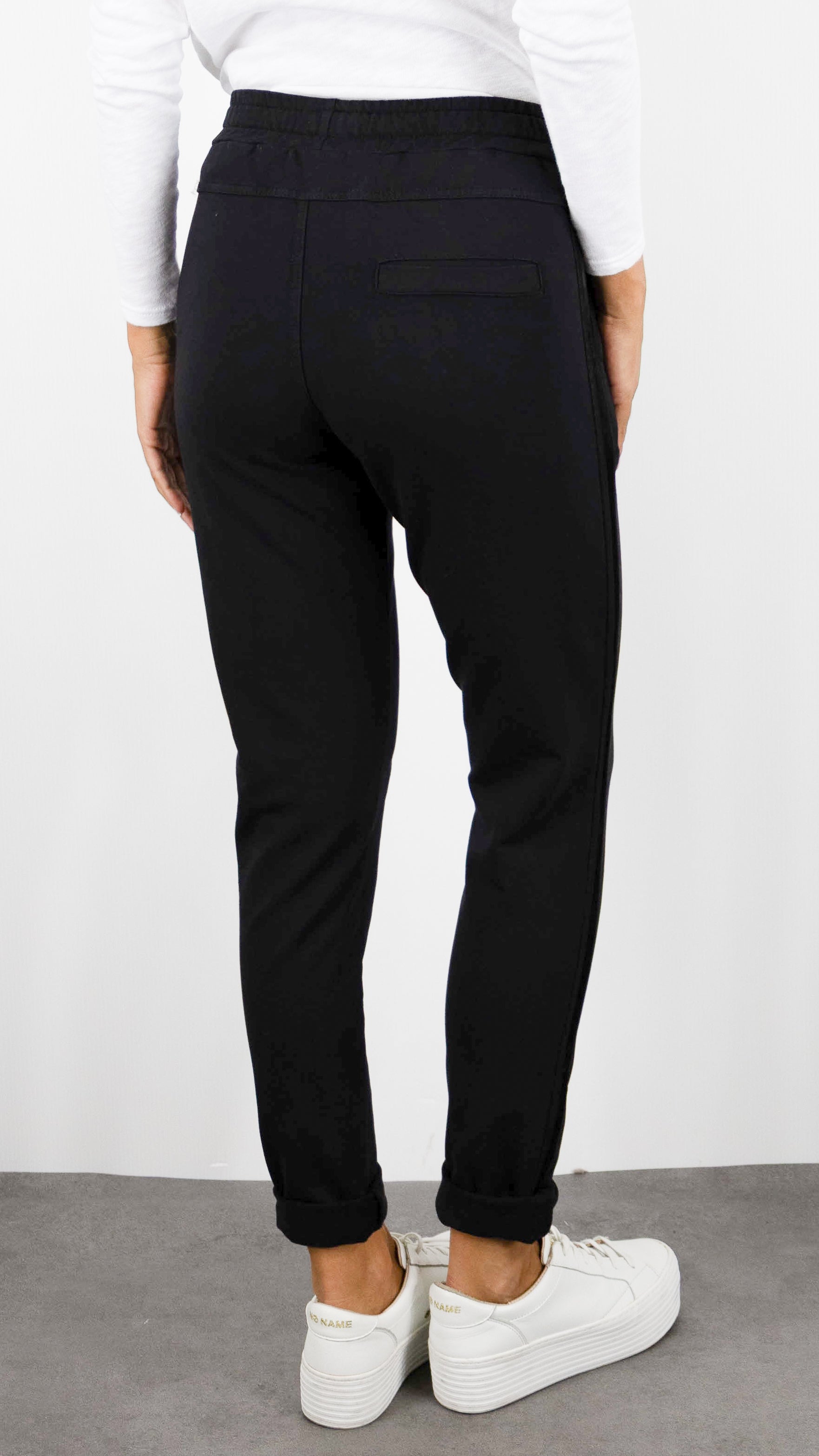 JOGGING TAILLE ELASTIQUES AVCE BANDES SATINEES POUR FEMME STUDIO PARISIEN 822739#COLOR_NOIR