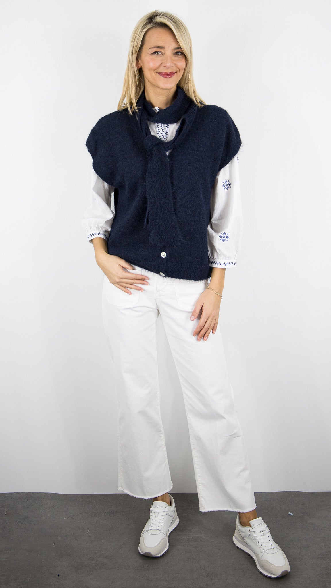 GILET COL A NOUER EN LAINE MANCHES COURTES POUR FEMME LUK AP 8272#COLOR_MARINE