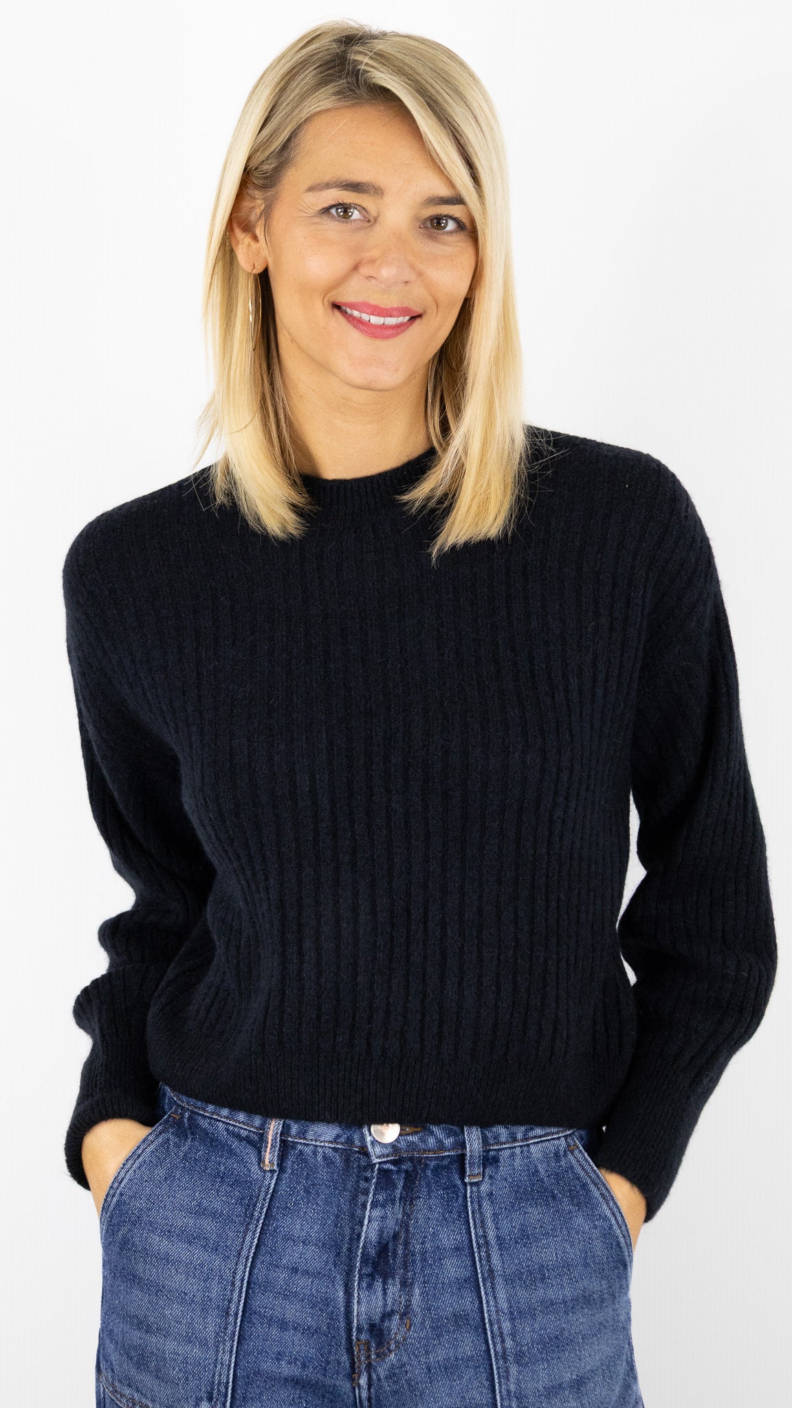 PULL COL V MANCHES COURTES COTELE FEMME STUDIO PARISIEN 9365#COLOR_NOIR