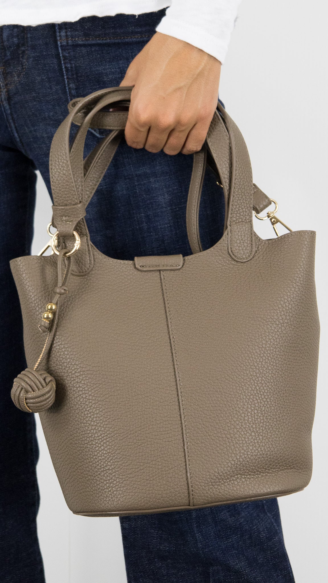 SAC SCEAU EN CUIR VEGANVOUS A492#COLOR_TAUPE
