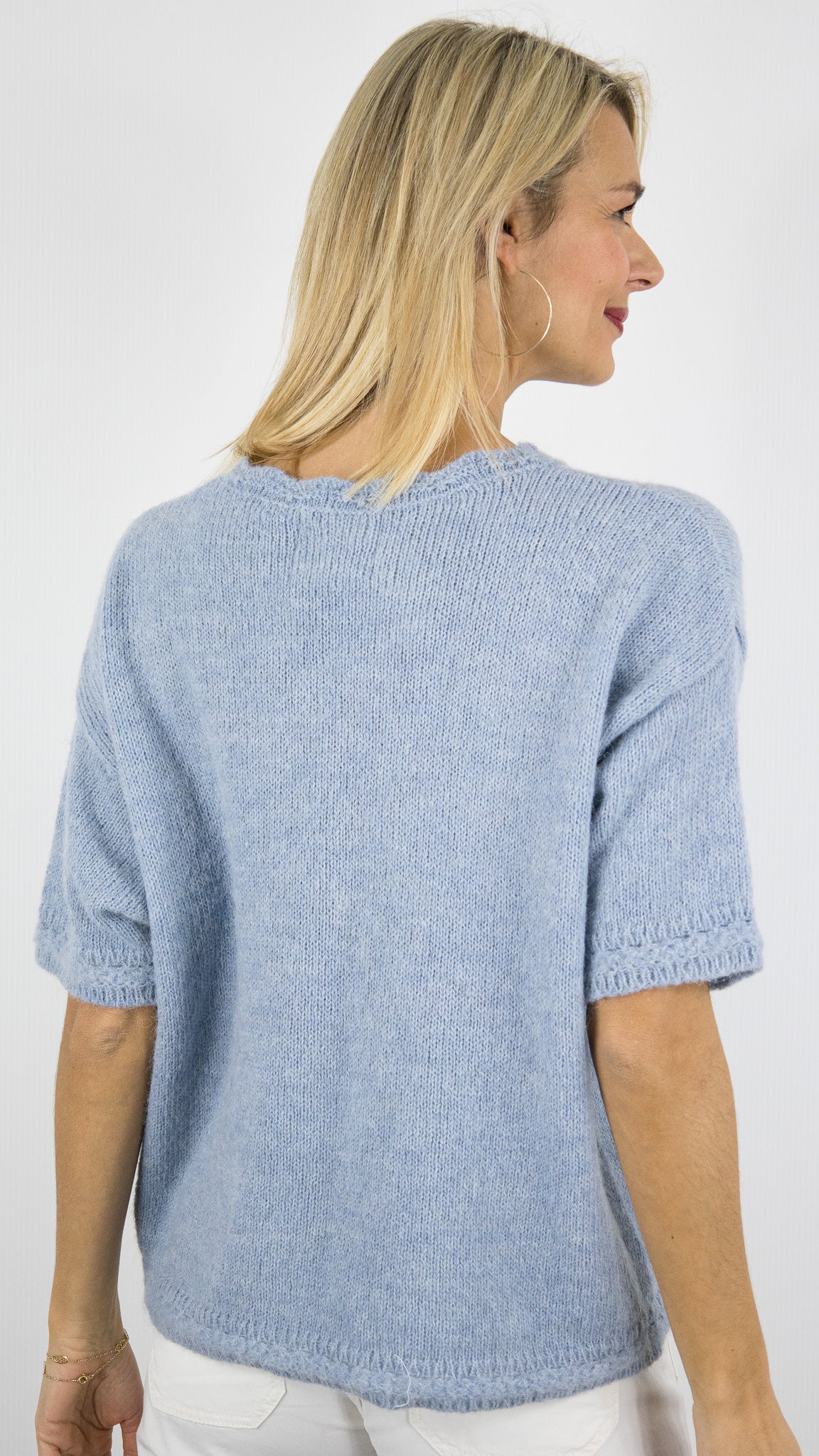 PULL COL V AJOURE EN DENTELLE STUDIO PARISIEN AI25185#COLOR_CIEL
