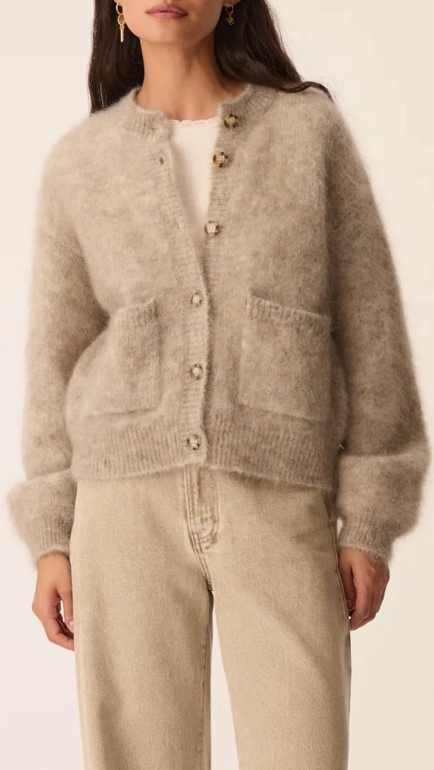 CARDIGAN EN KID MOHAIR POUR FEMME DES PETITS HAUTS ALIOCHA GALET TAUPE
