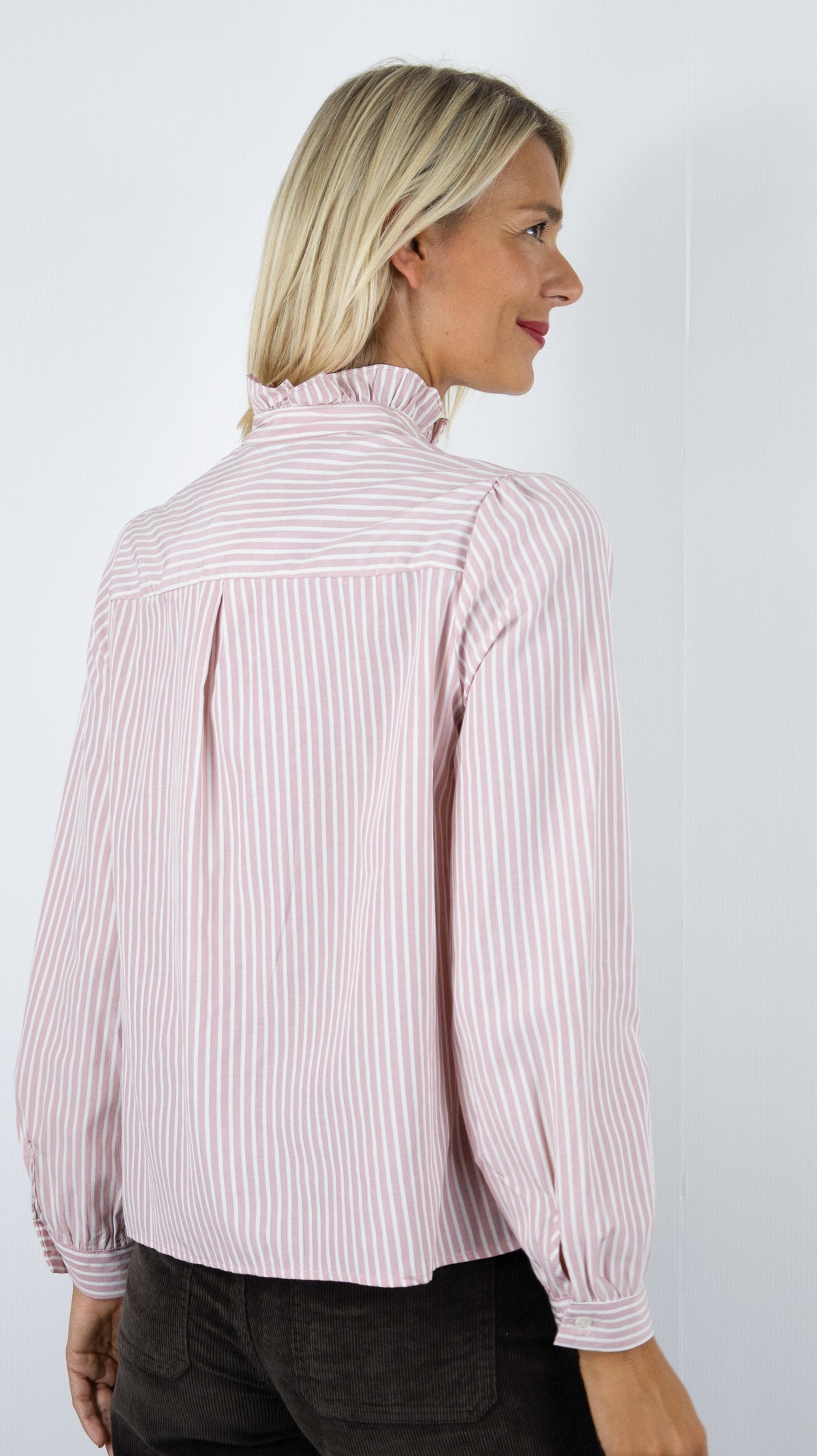 BLOUSE RAYEE VOLANTEE POUR FEMME SEASON 16H851#COLOR_ROSE