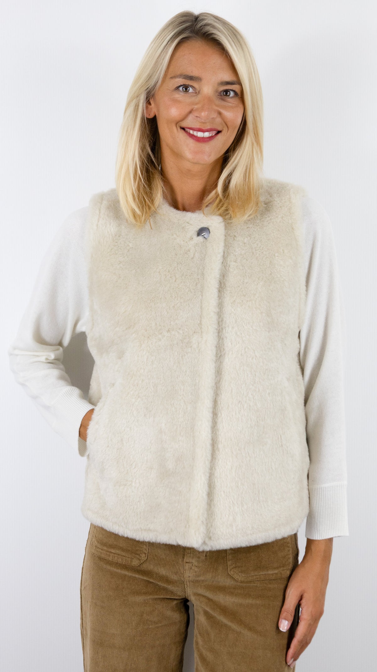 VESTE SANS MANCHES EN FAUSSE FOURRURE POUR FEMME HARTFORD VELMA#COLOR_02/NATURAL ECRU