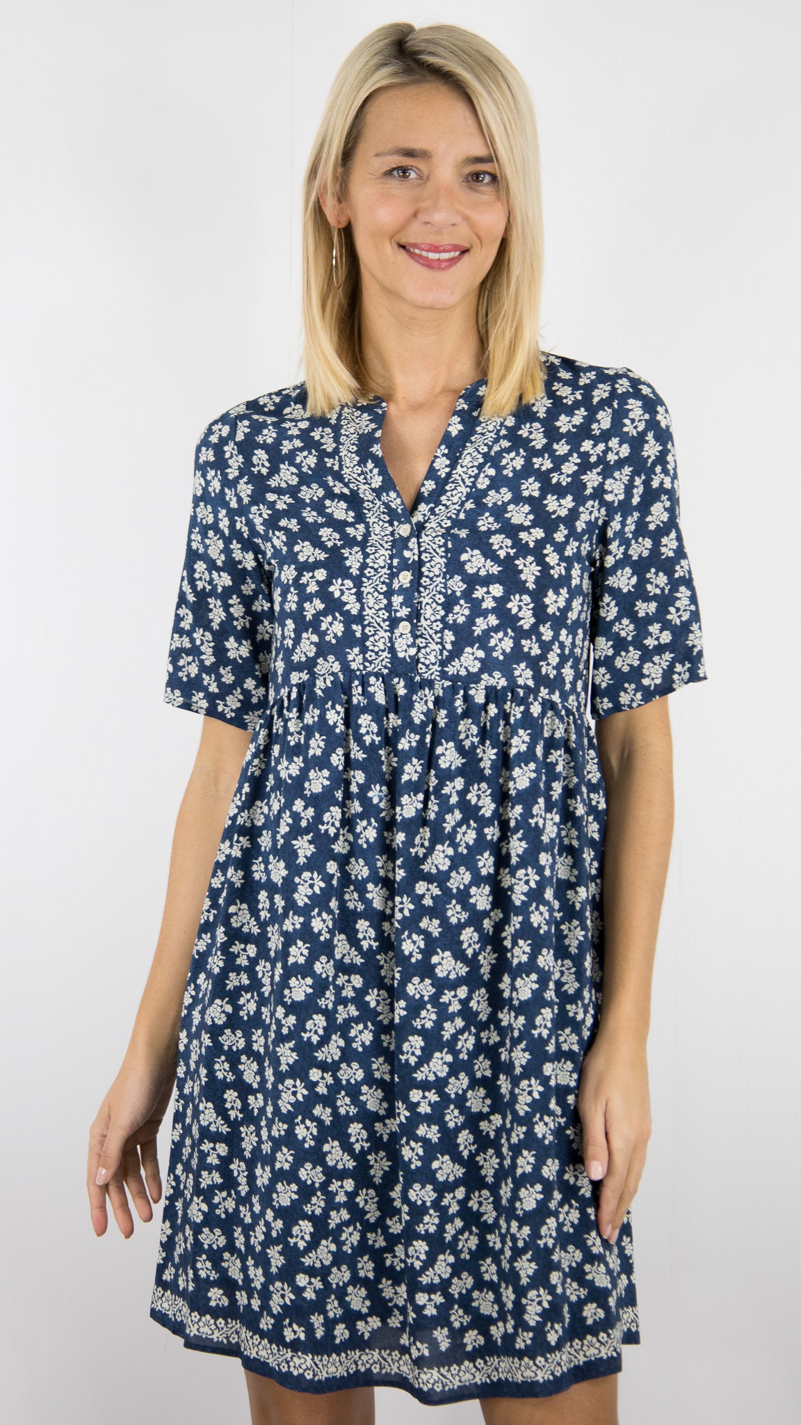 ROBE FLUIDE FLEURIE INDIGO PABLO AUGUSTA