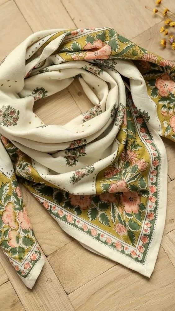 FOULARD IMPRIME EN COTON BALKAN BELLEMME#color_ECRU