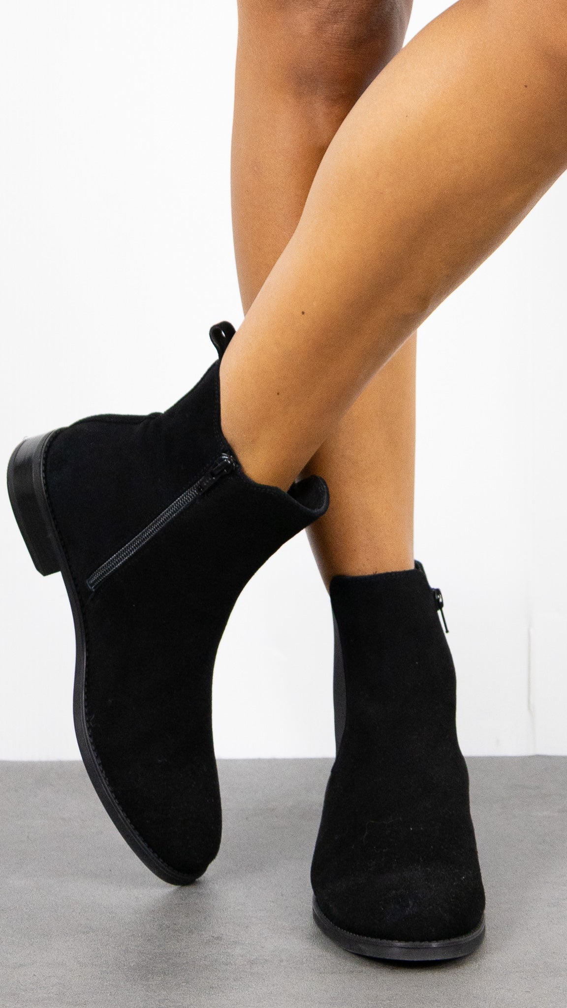 BOOTS PLATES EN DAIM UNISA BARTY_F25_BS#COLOR_BLACK