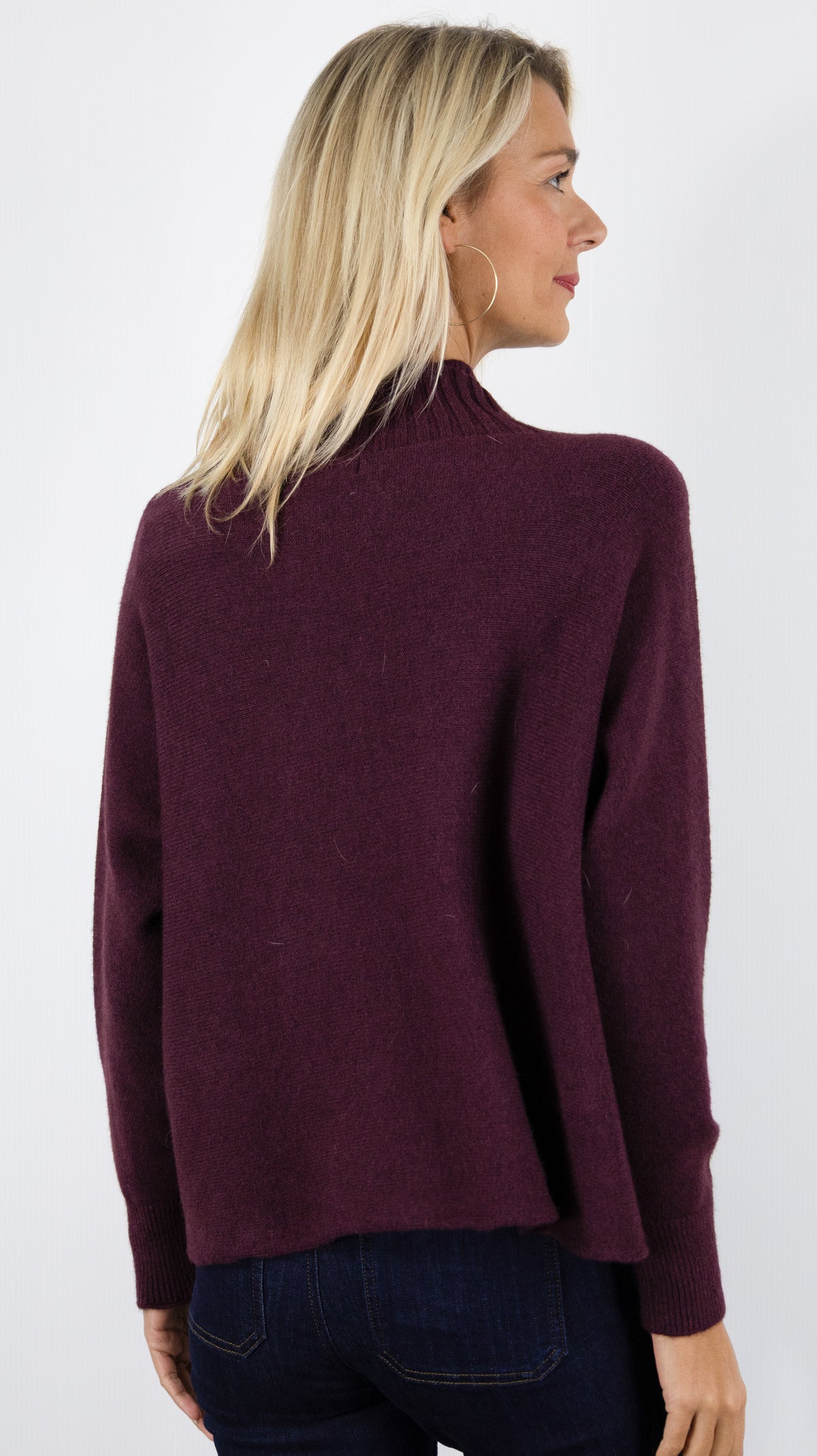 PULL AMPLE COL MONTANT POUR FEMME ALEXANDRE LAURENT C8786#COLOR_PRUGNAC/PRUNE