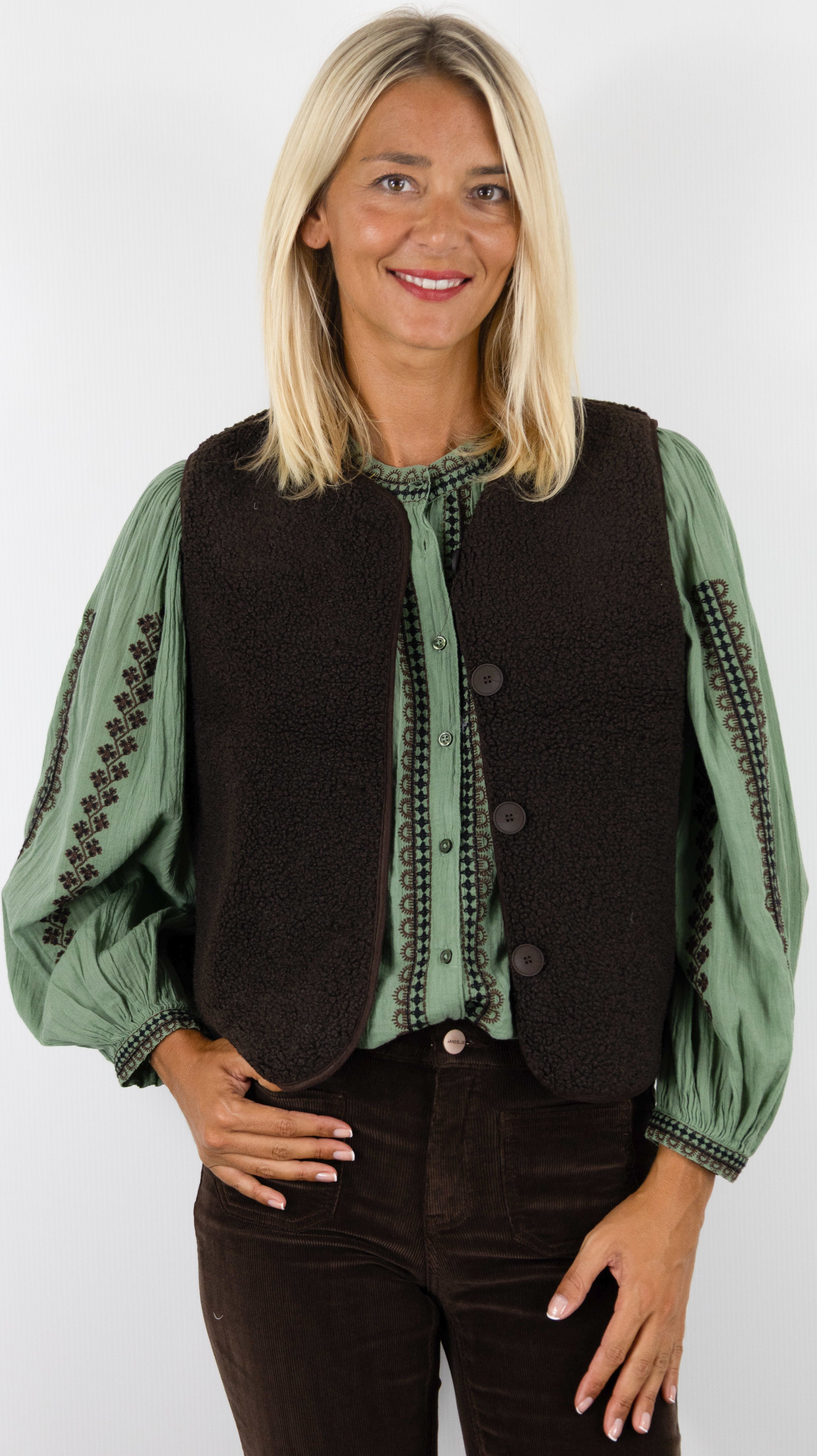 GILET SANS MANCHES MOUTON POUR FEMME IT HIPPIE K202-384#COLOR_MARRON