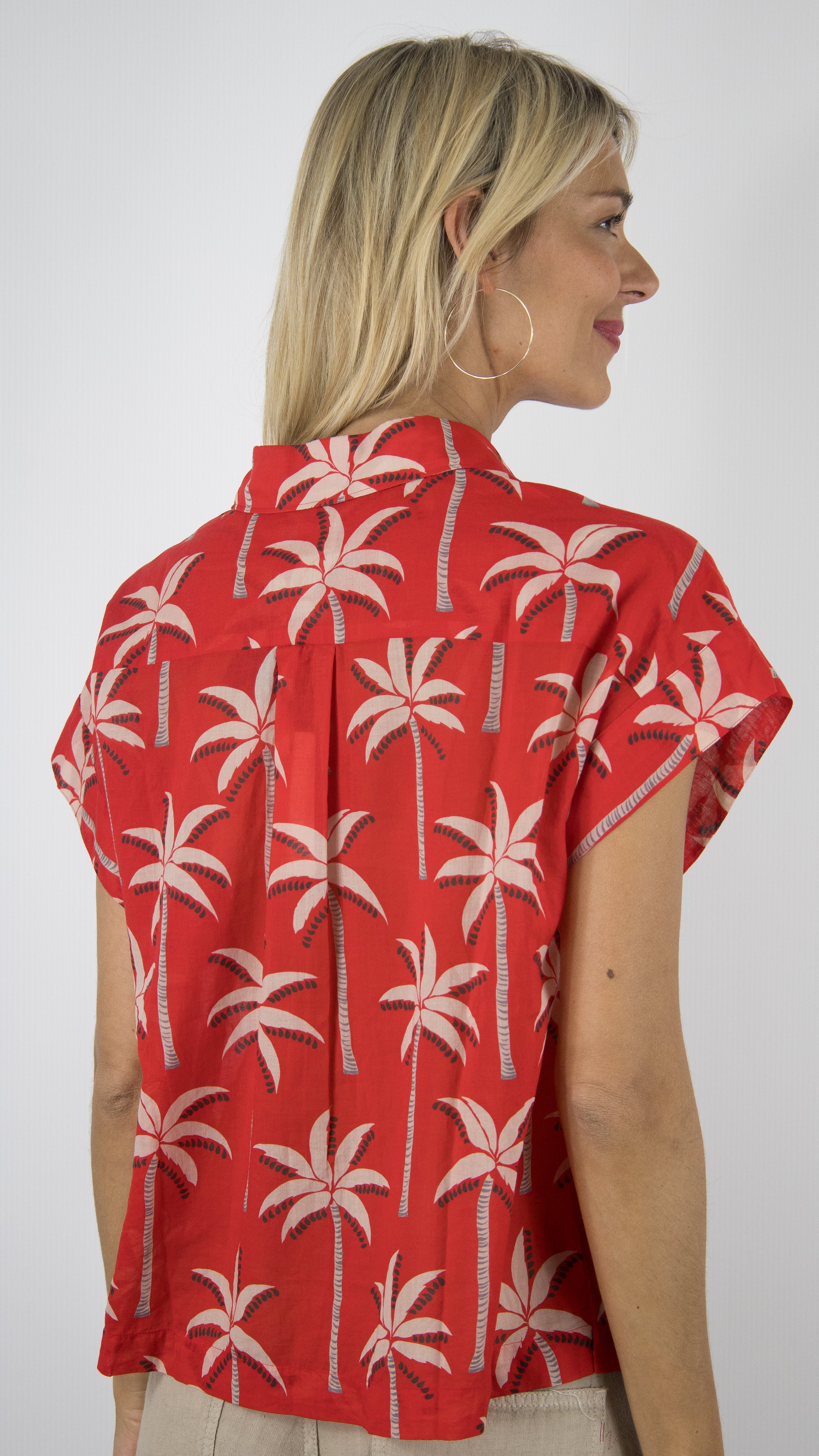 CHEMISE IMPRIME PALMIER MANCHES COURTES EN COTON POUR FEMME CET ETE HARTFORD CARLOS#COLOR_02/ROUGE