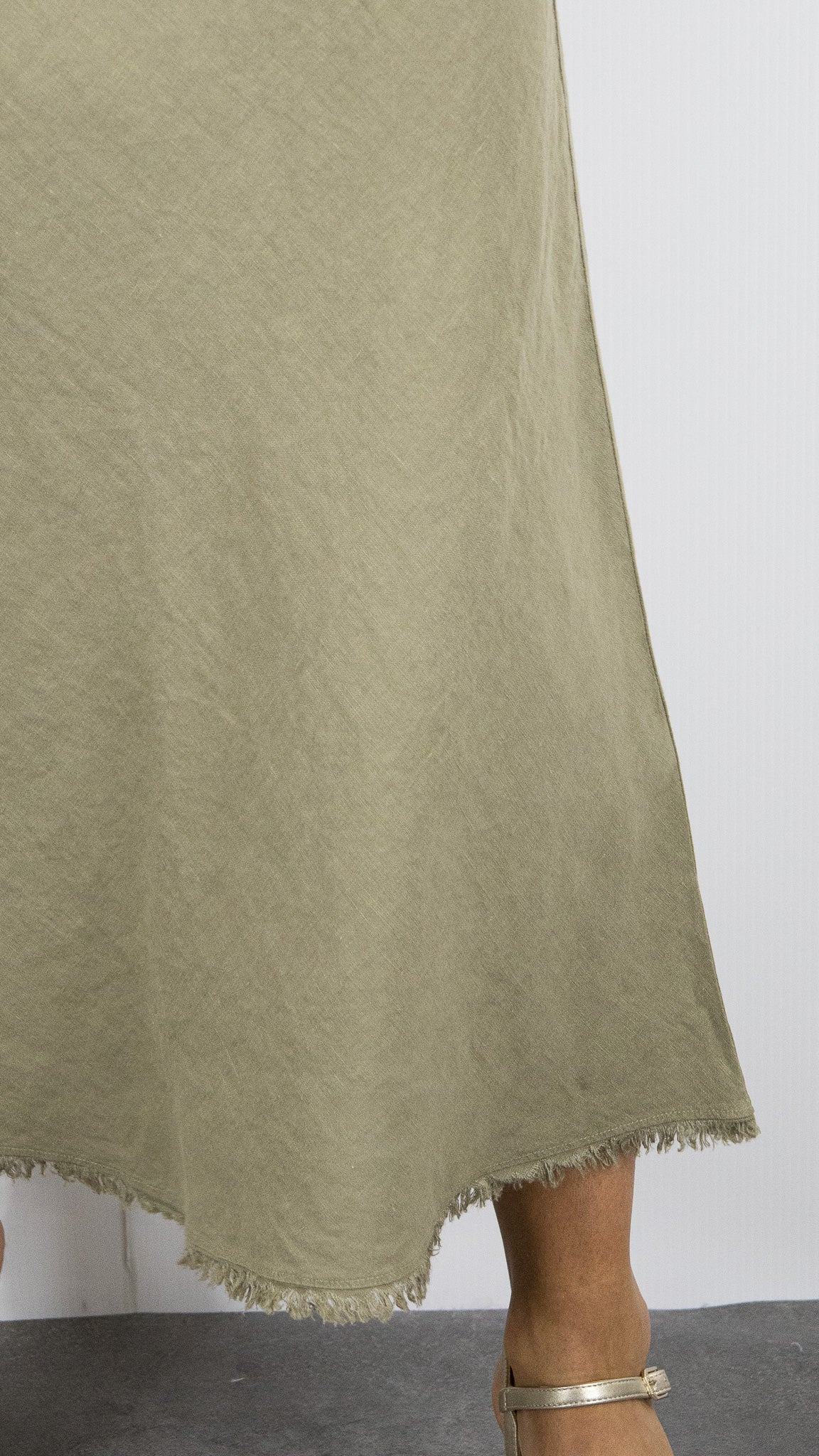 JUPE EN BIAIS EN LIN BAS FRANGE HARTFORD JULIE#COLOR_34/SAFARI KAKI CLAIR