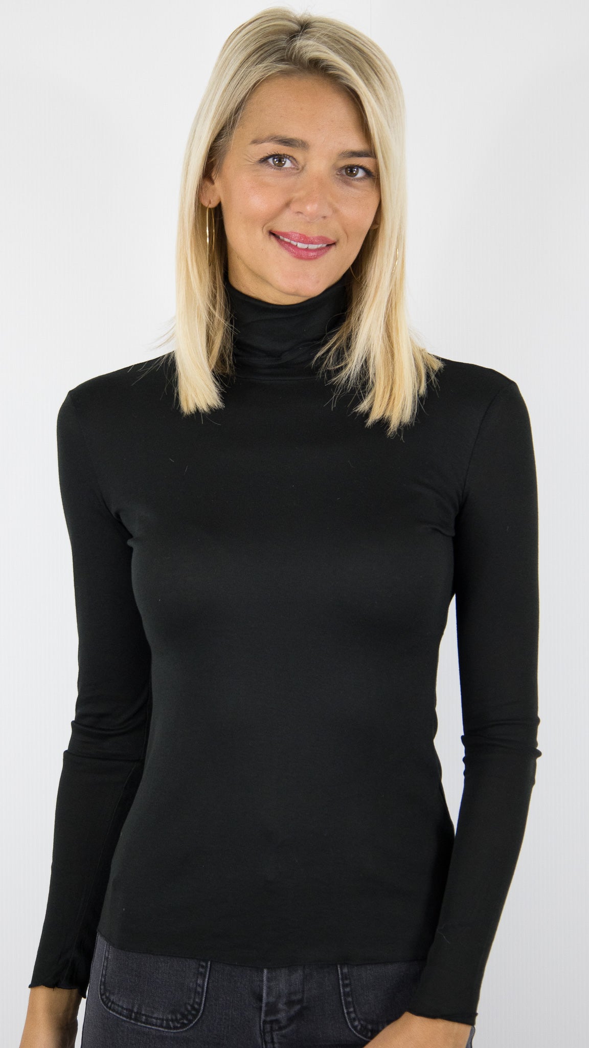 TEE-SHIRT COL ROULE PRES DU CORPS ORAIJE CEA#COLOR_NOIR