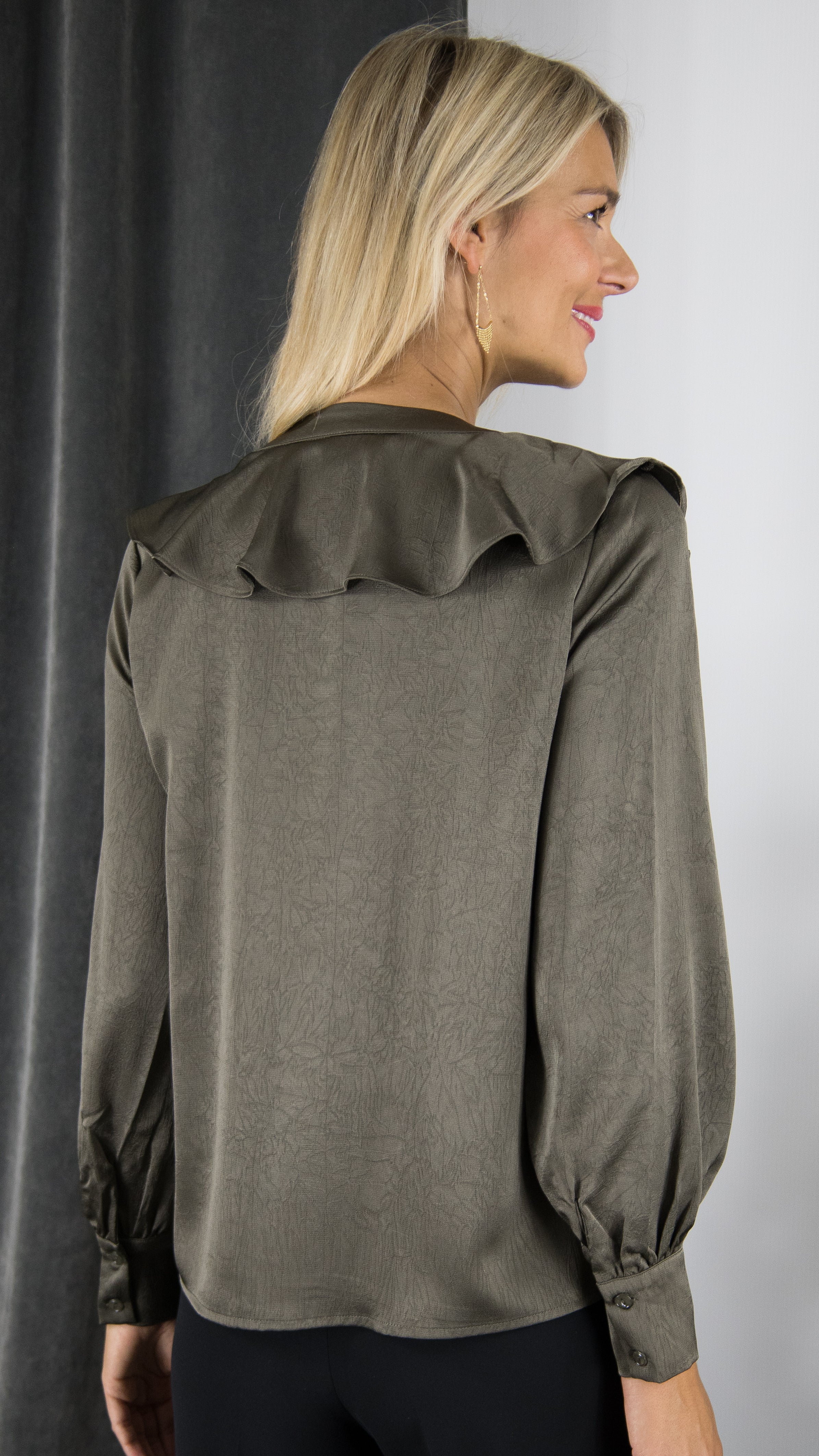 CHEMISE FLUIDE A JABOT KAKI FONCE LULUMARY CH356