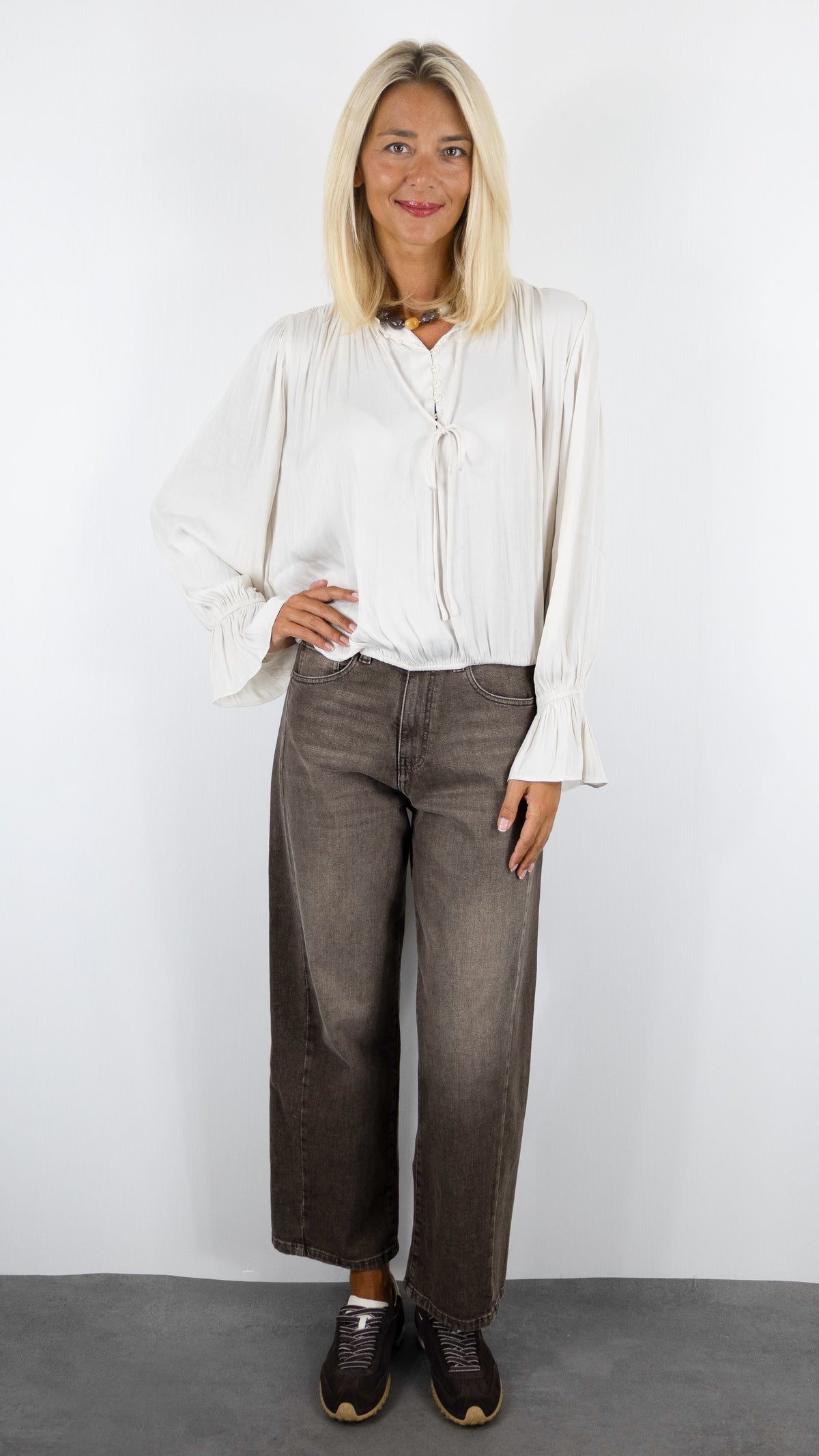 BLOUSE FLUIDE VOLANTEE CHOKLATE CK08595 FIRA#COLOR_BEIGE