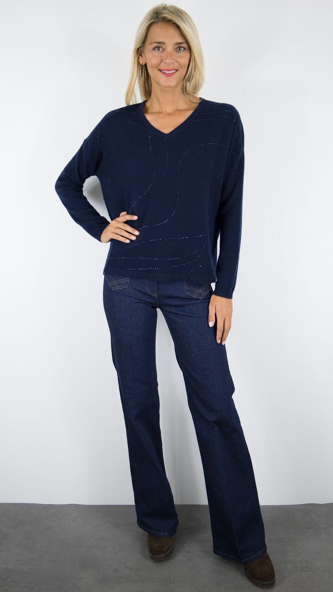 PULL COL V EN CACHEMIRE AVEC STRASS POUR FEMME ESTHEME CKH5262C#COLOR_53370/NUIT