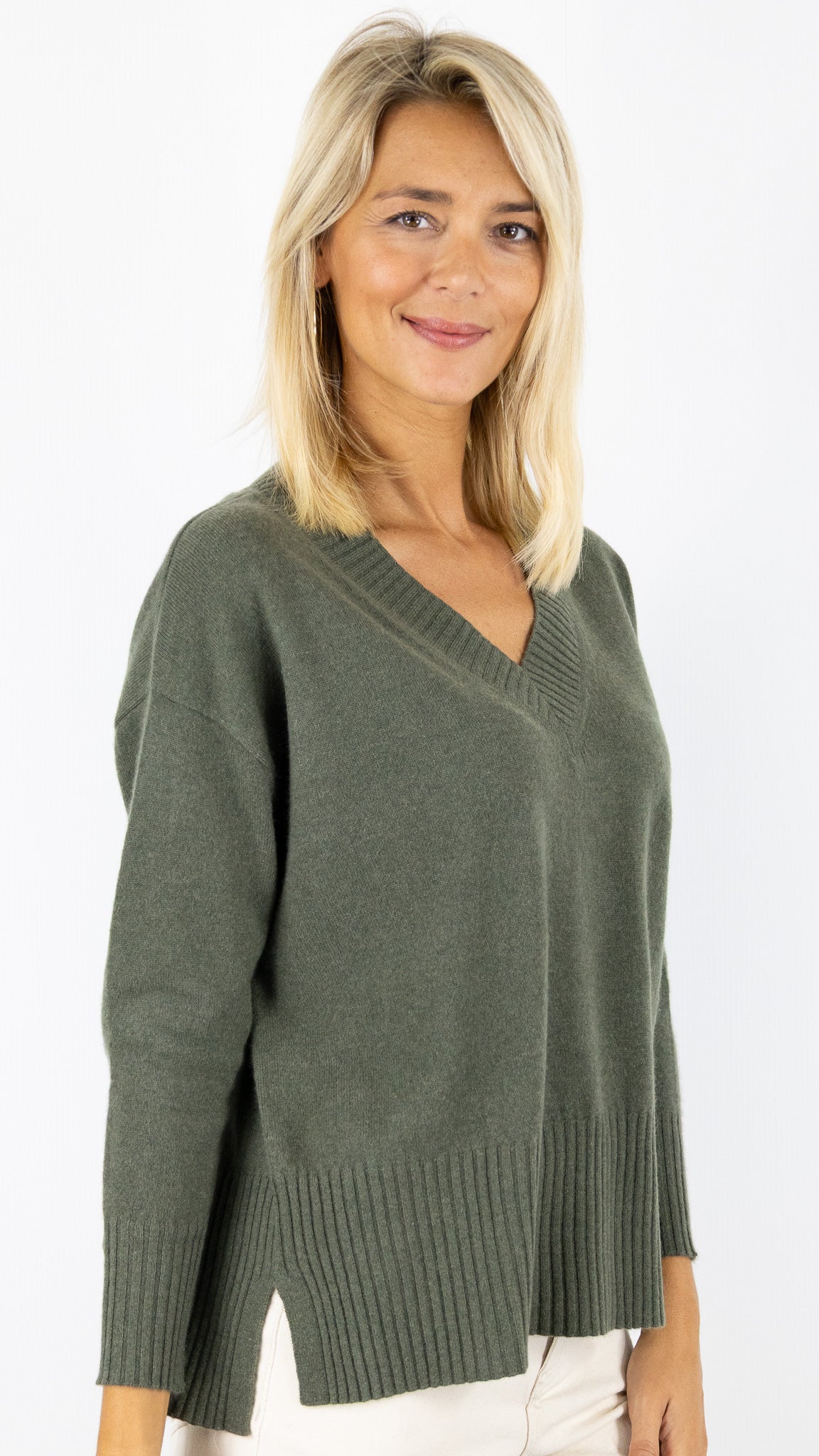 PULL COL V AMPLE EN CACHEMIRE ESTHEME CKH715C#COLOR_2109/VEGETAL