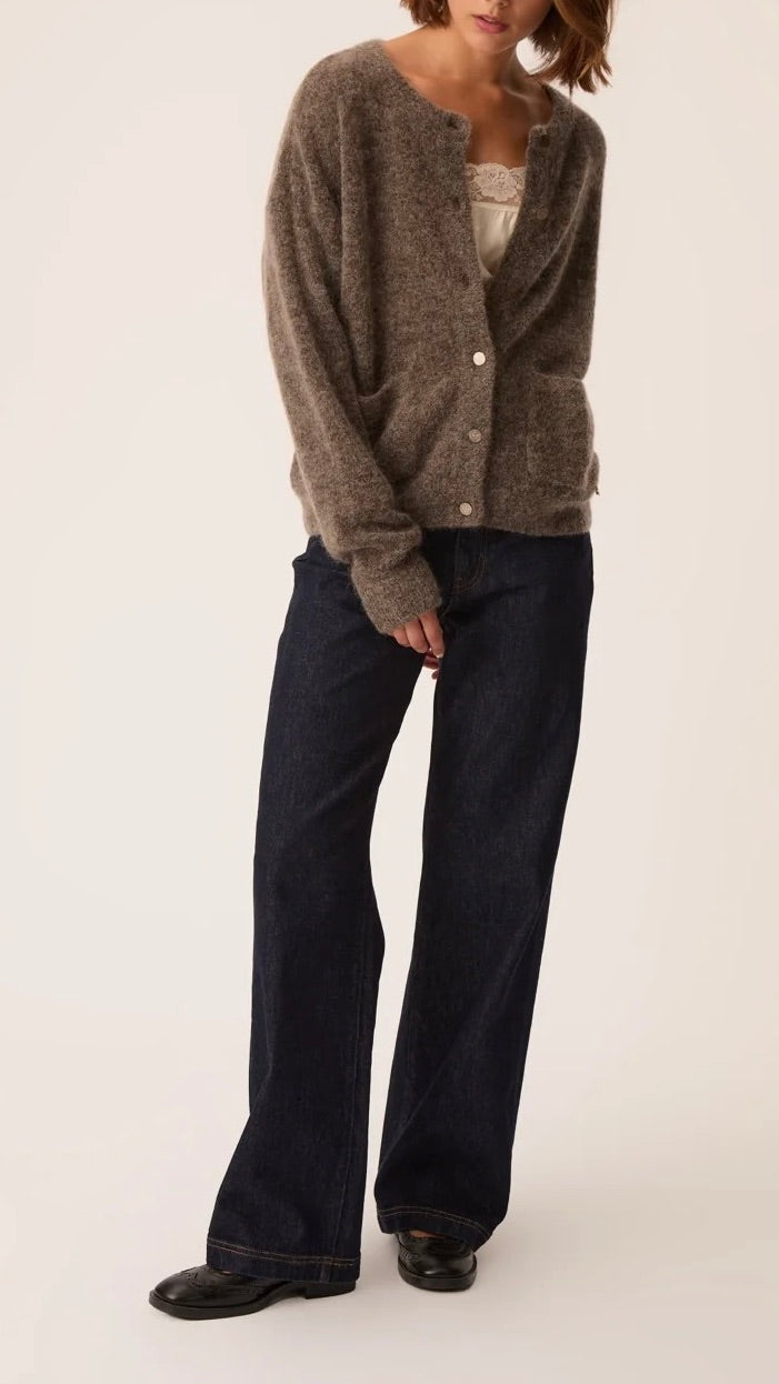 CARDIGAN en kid mohair pour femme DES PETITS HAUTS DOBILOU#COLOR_LOUTRE TAUPE