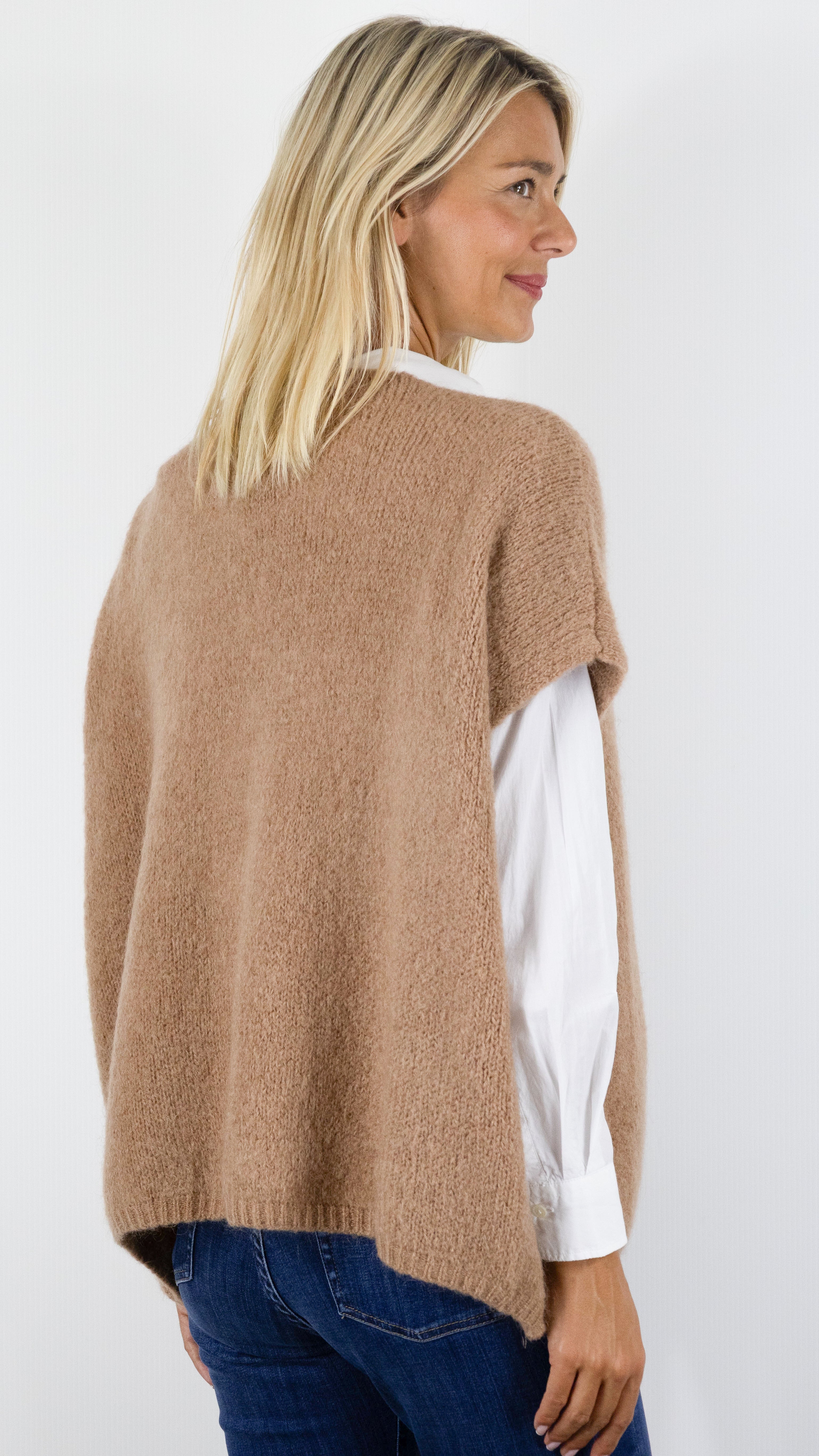 GILET AMPLE SANS MANCHES COL V POUR FEMME ANDROMEDE EH2328#COLOR_CAMEL