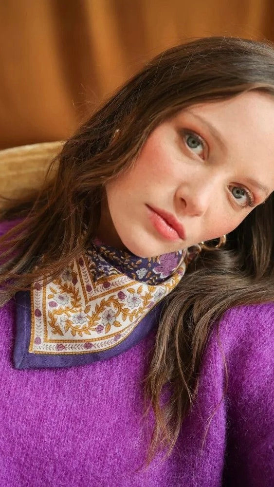 FOULARD IMPRIME FLEURI CASSIS 100% COTON BELLEMME ELLIS PETIT FORMAT