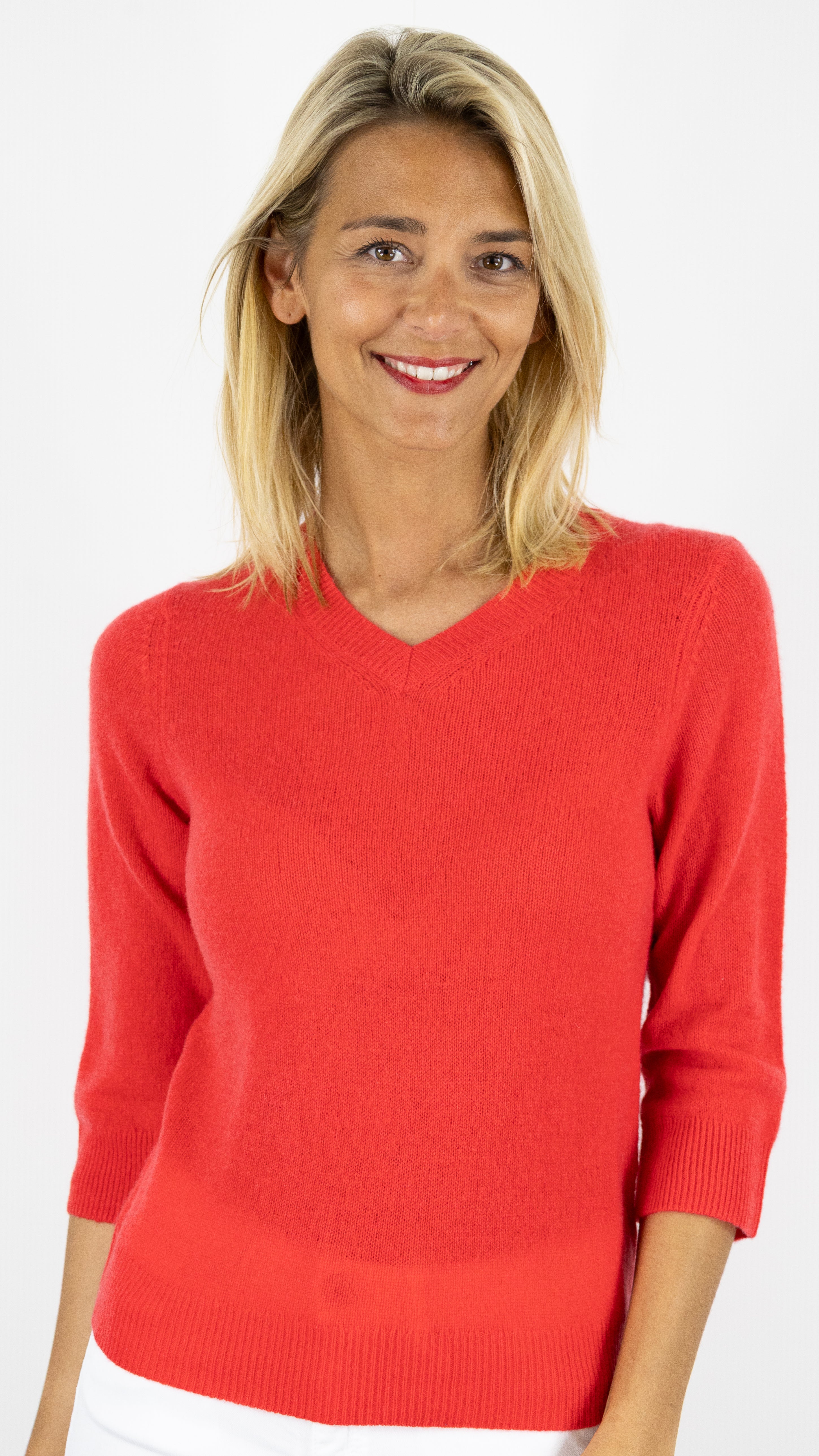 PULL COL V EN CACHEMIRE PASTEQUE ROUGE ESTHEME F2550EC#COLOR_25249/PASTEQUE