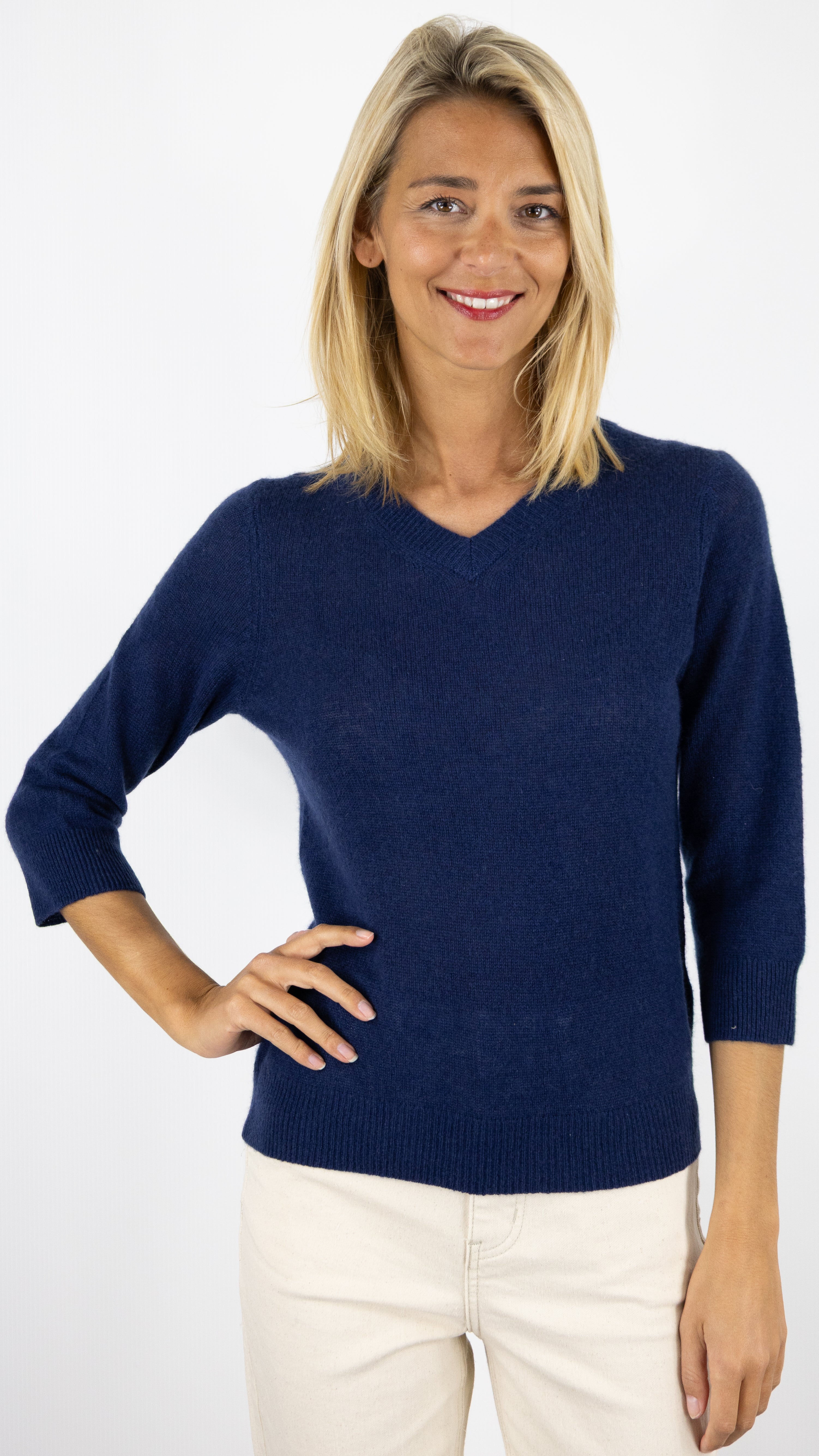 PULL COL V EN CACHEMIRE PASTEQUE ROUGE ESTHEME F2550EC#COLOR_1803/ECLIPSE INDIGO