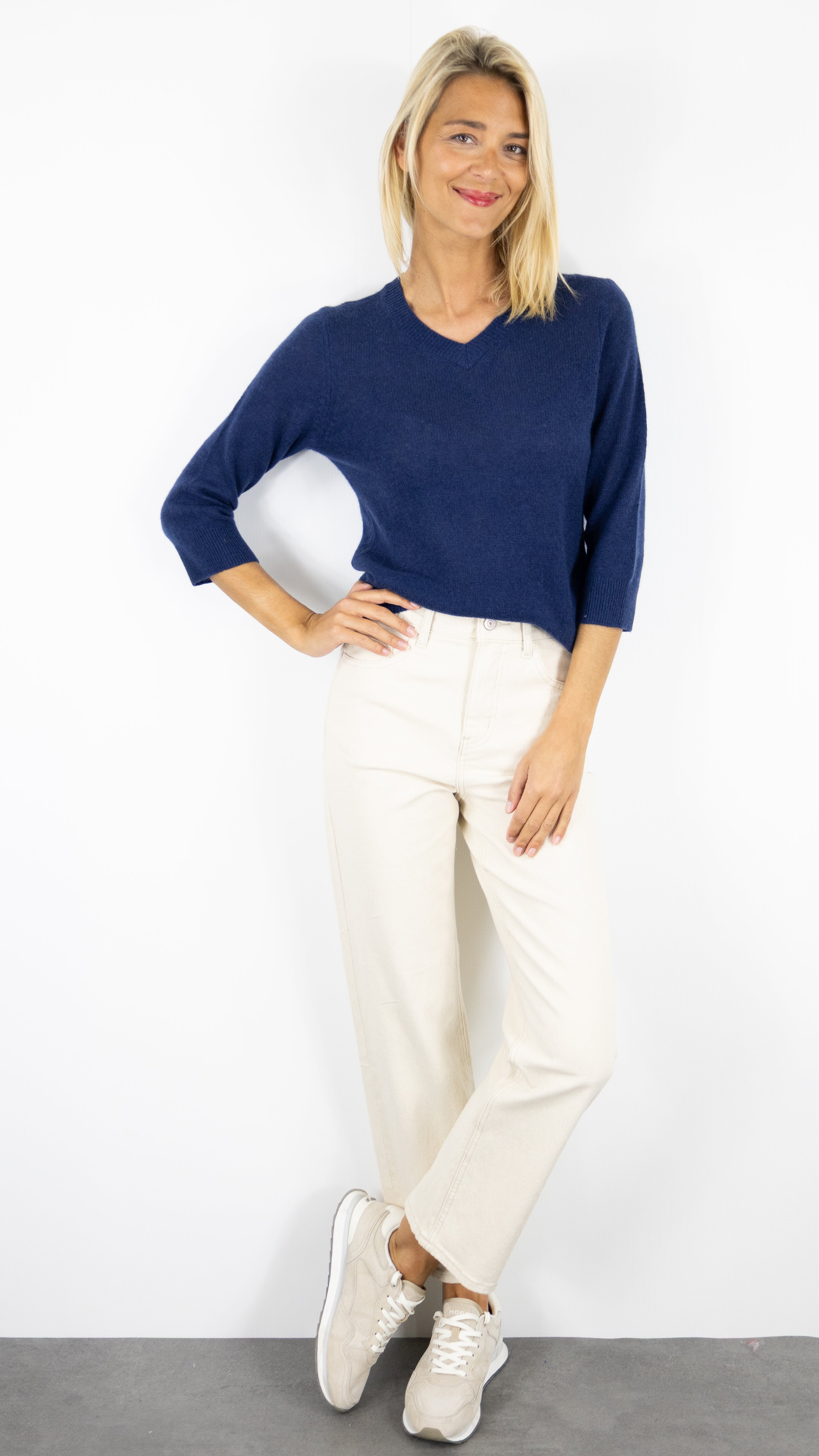 PULL COL V EN CACHEMIRE PASTEQUE ROUGE ESTHEME F2550EC#COLOR_1803/ECLIPSE INDIGO