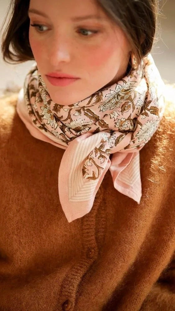 FOULARD IMPRIME FLORAL KAKI EN COTON BELLEMME HARPER#COLOR_ROSE ETE