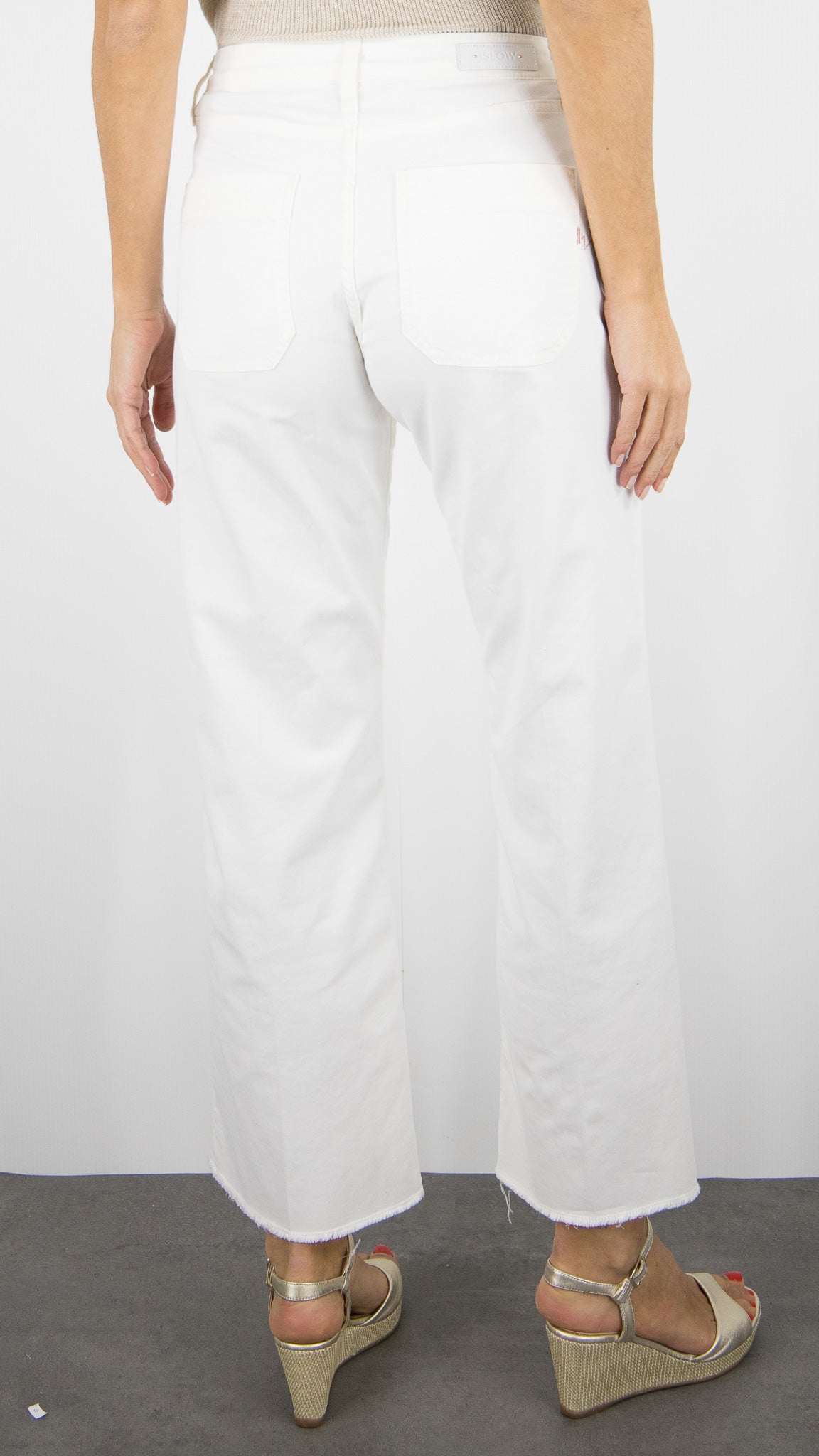 PANTALON 7/8 LARGE POUR FEMME ISLOW HOPE LIGHT GABARDINE#COLOR_ECRU