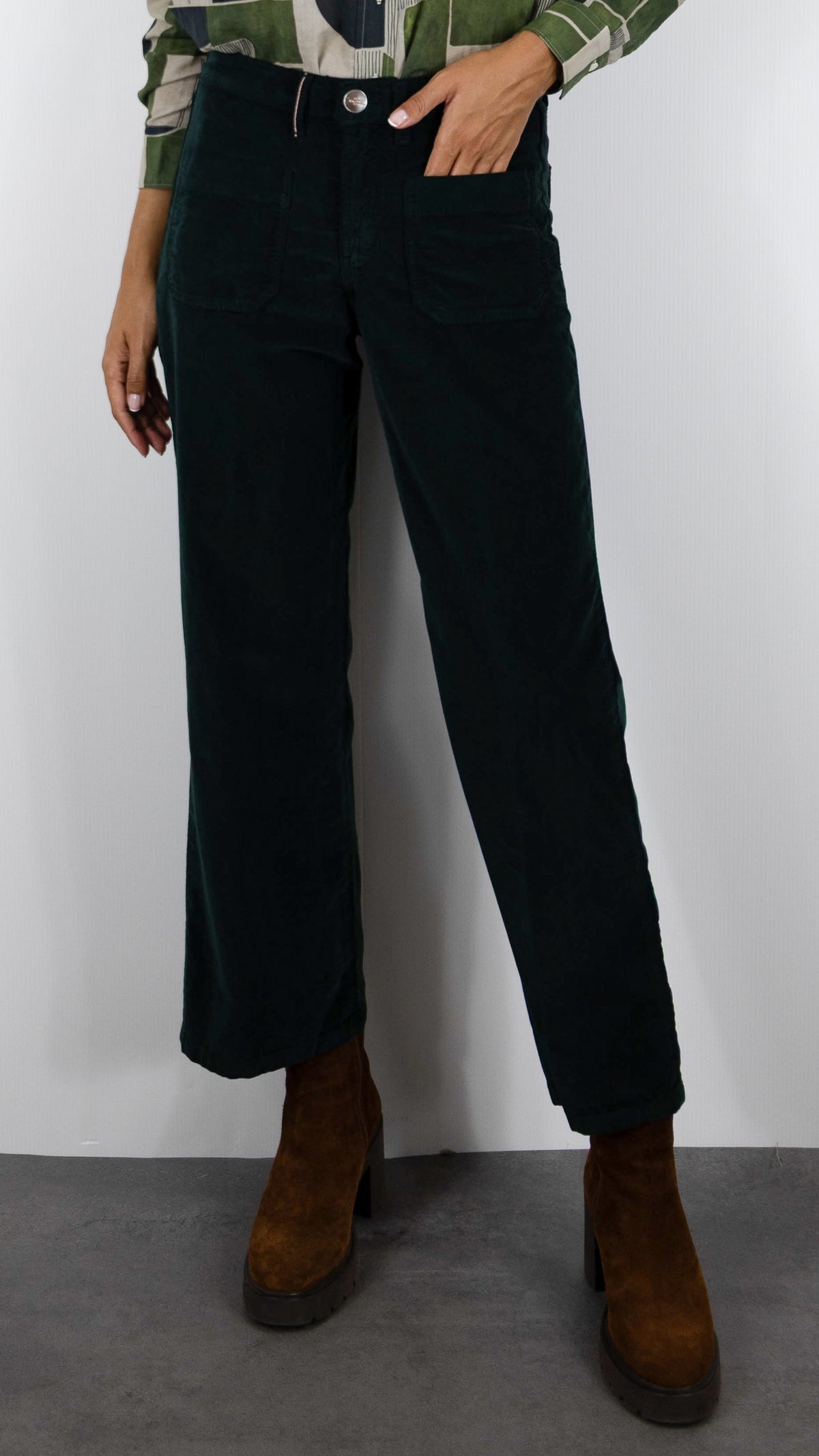 PANTALON EVASE 7/8 EN VELOURS POUR FEMME ISLOW HOPE PALATINE CORD#COLOR_SEQUOIA/VERT BOUTEILLE