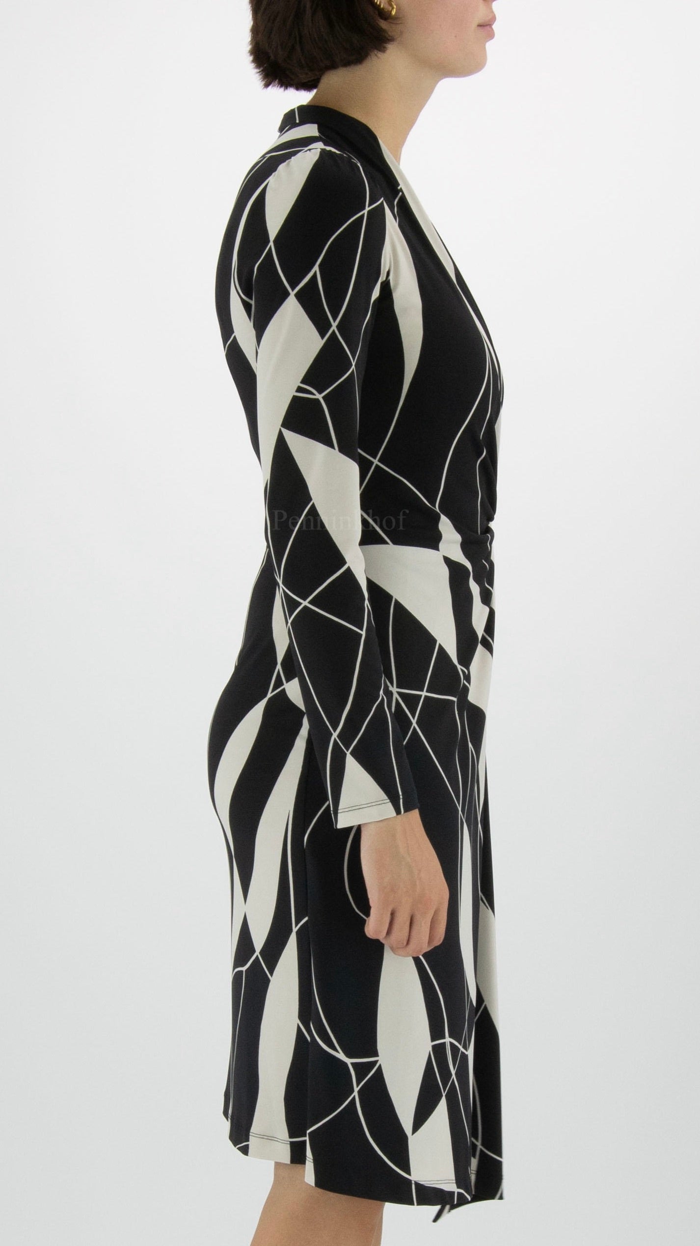 ROBE CROISEE IMPRIME LOSANGE JOSEPH RIBKOFF 233104 NOIR ET BEIGE