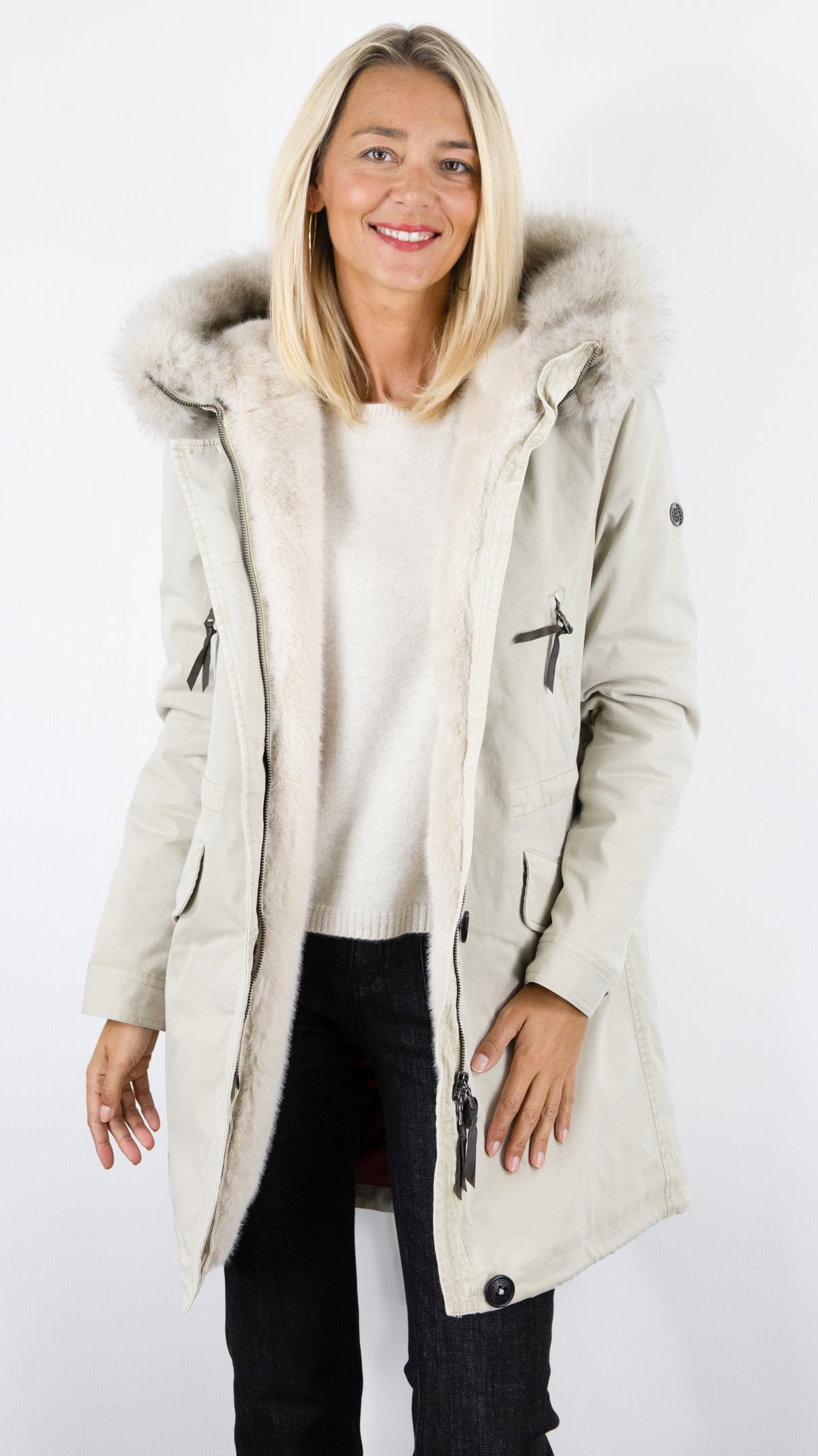 PARKA FEMME AVEC CAPUCHE EN FAUSSE FOURRURE ECRU BLONDE N°8 ASPEN 316