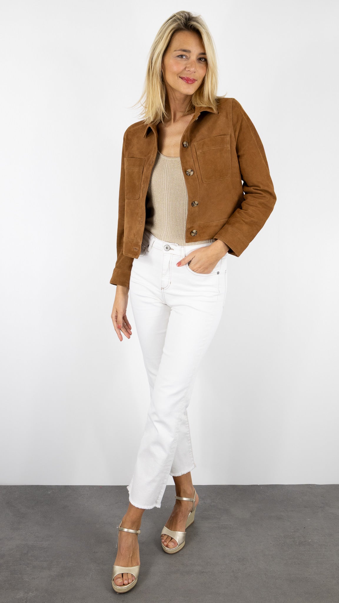 VESTE COURTE EN DAIM CAMEL LA PETITE ETOILE VIRGINA