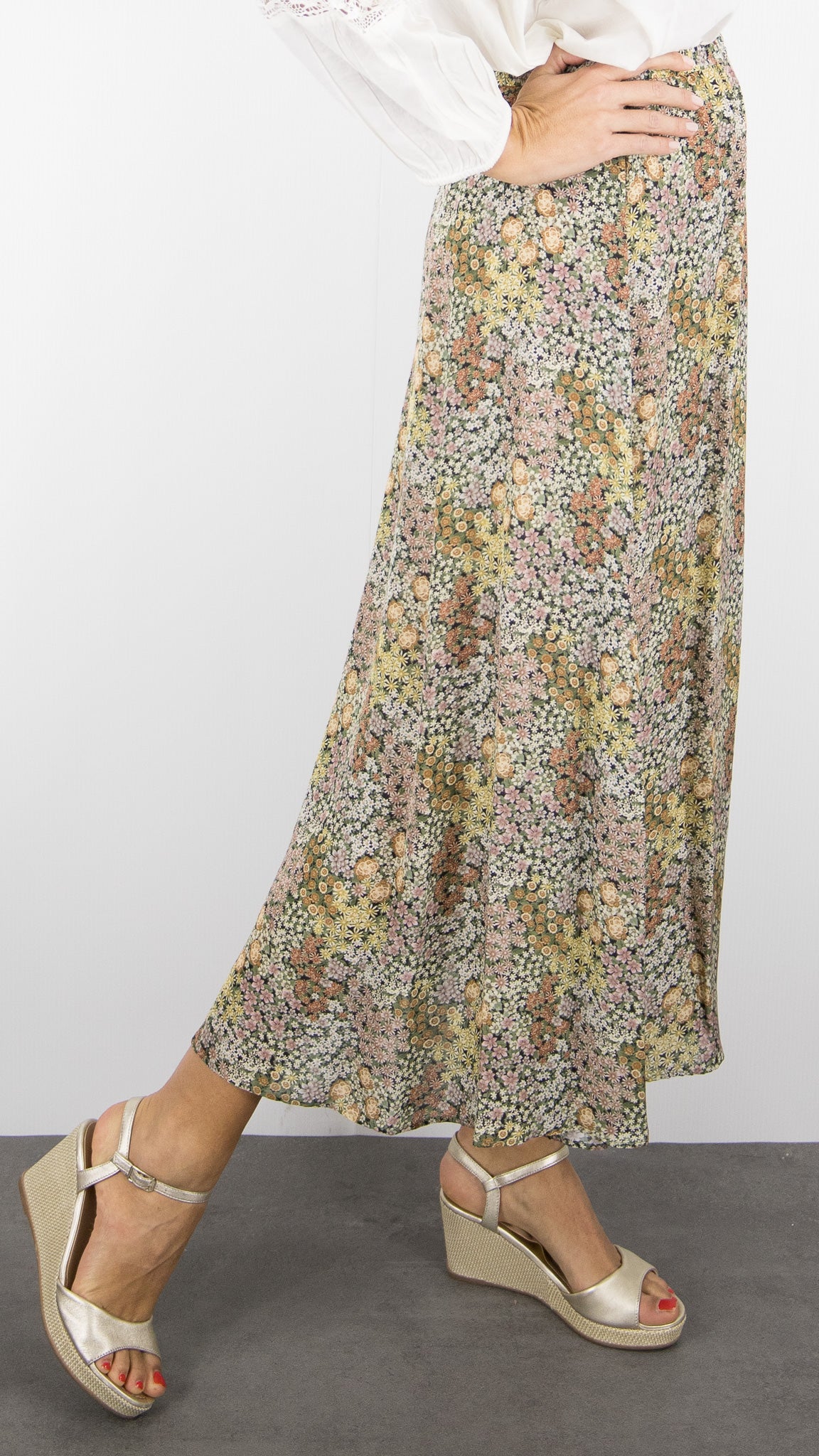 JUPE D'ETE LONGUE FLUIDE IMPRIME A FLEURS KAKI ROSE GERARD DAREL JASMYNE