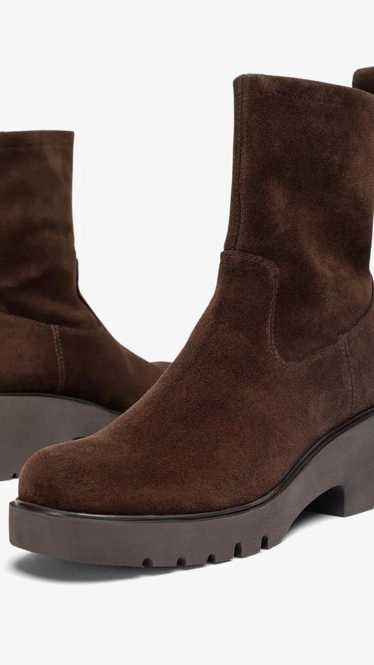 BOOTS A TALONS EN DAIM MARRON UNISA JAVITO_BS
