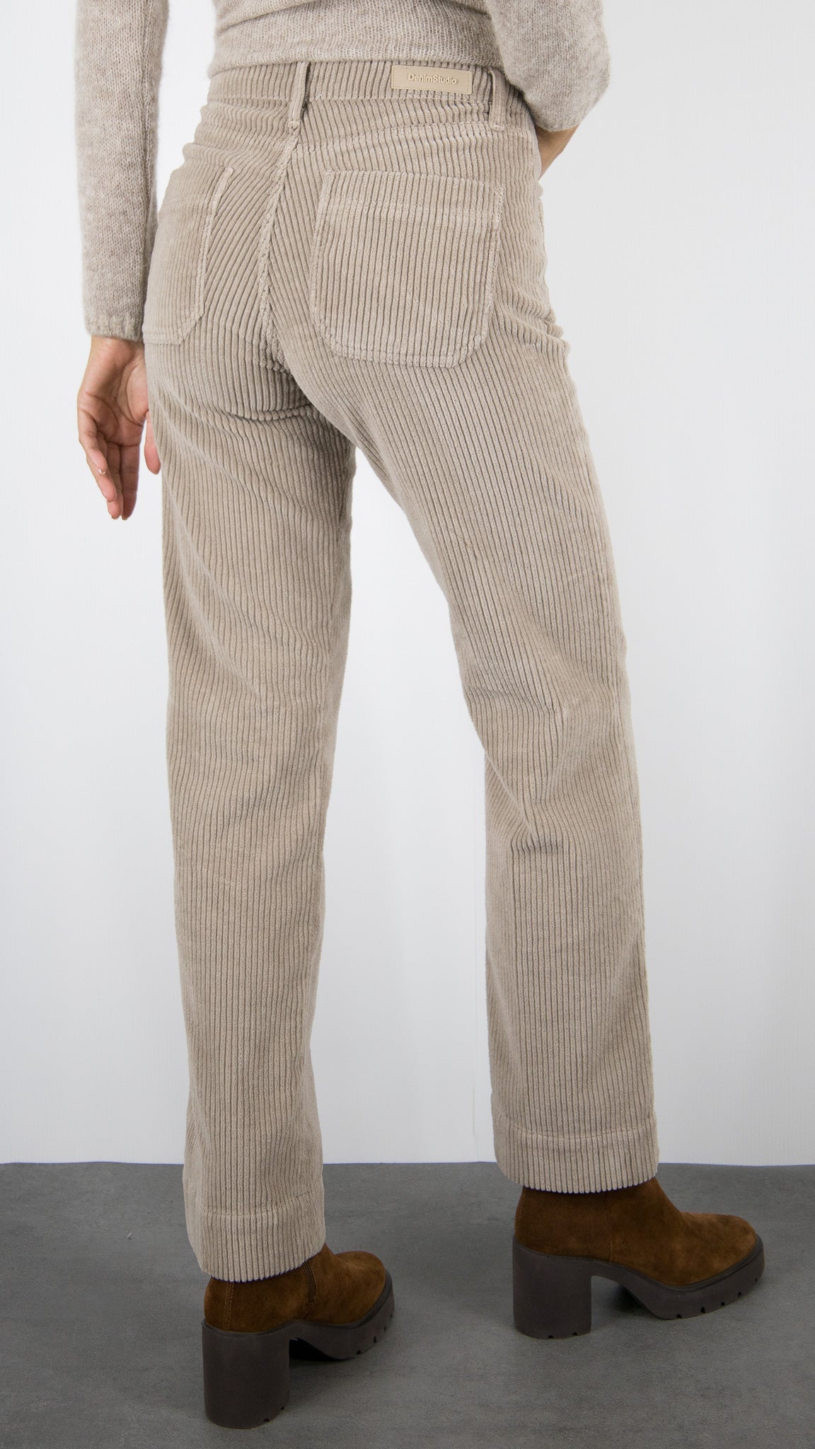 JEANS LONG EN VELOURS COTELE FEMME DENIM STUDIO JOSH CABLE CORD#COLOR_SEPIA/BEIGE