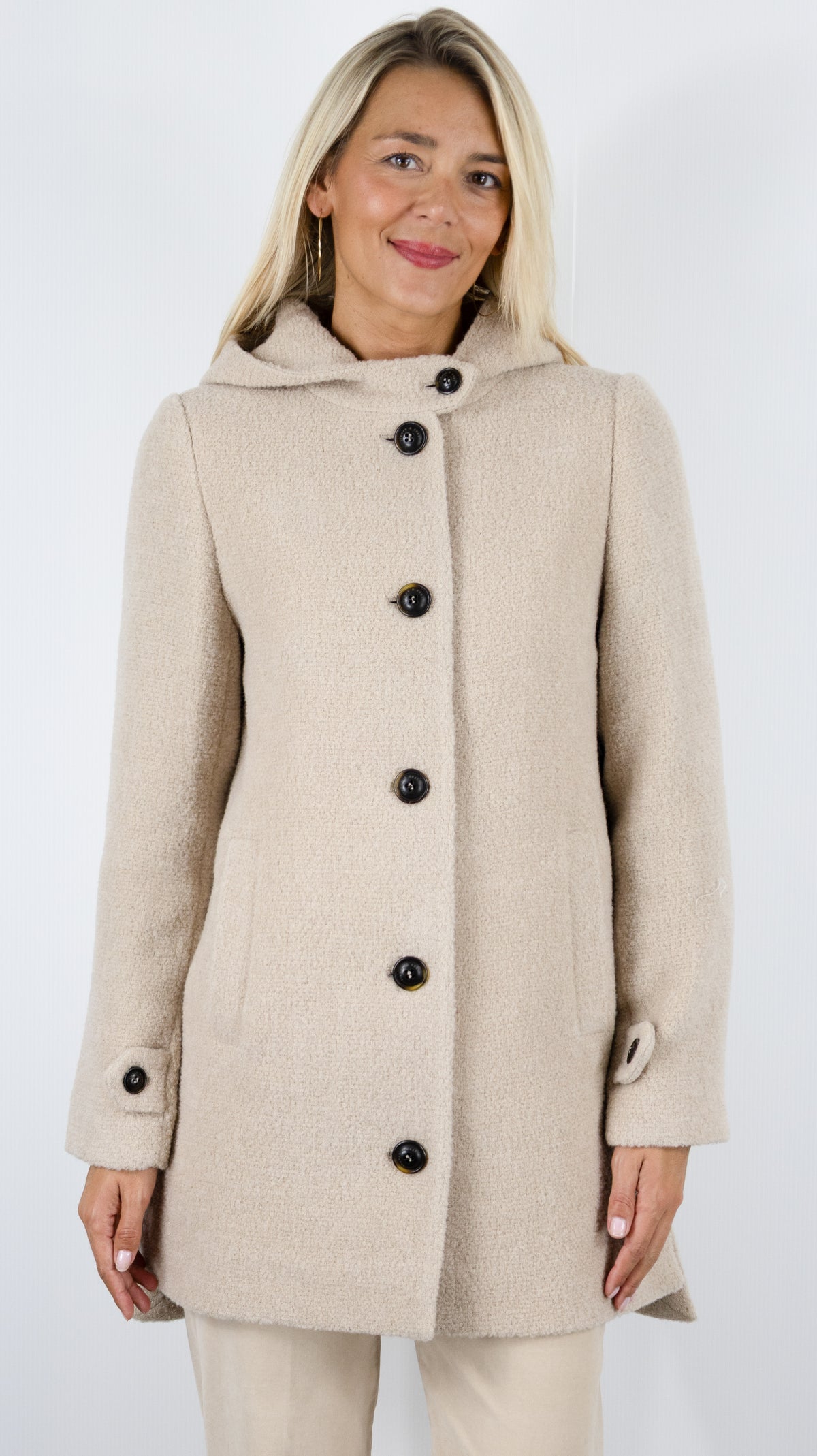 MANTEAU EN LAINE COUPE TRAPEZE POUR FEMME BEIGE SABLE TRENCH AND COAT NEFLIER AWLE