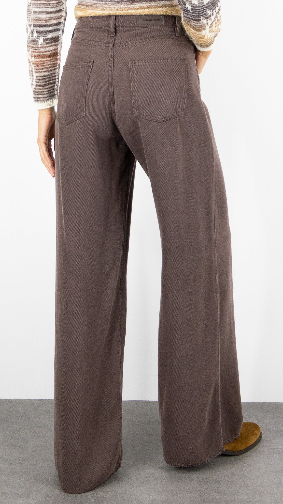 PANTALON COUPE LARGE EN TENCEL JUDE DRILL STUDIO PARISIEN #color_ECORCE/CHOCO