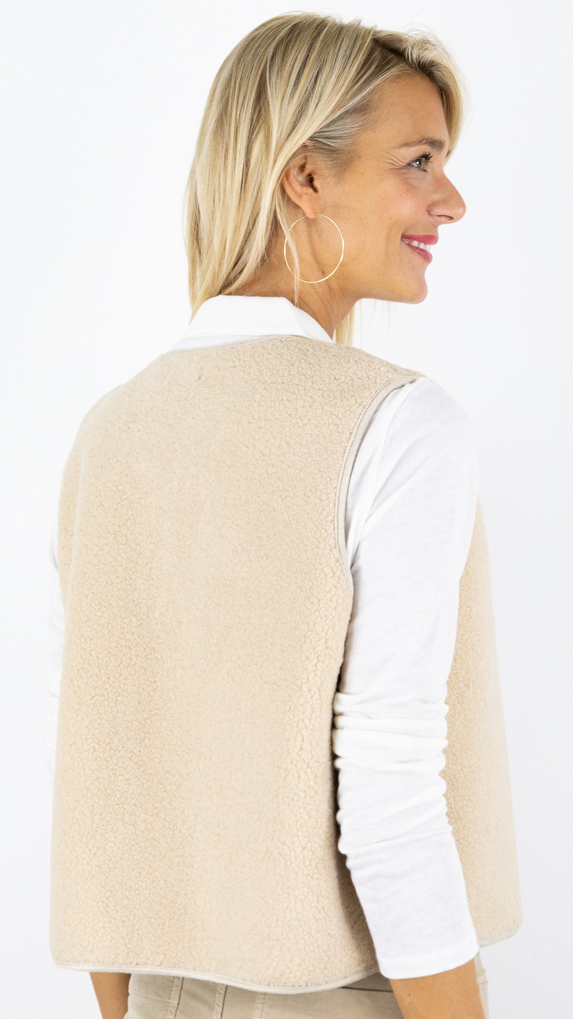 GILET SANS MANCHES MPOUTON TAUPE FEMME IT HIPPIE K202 384
